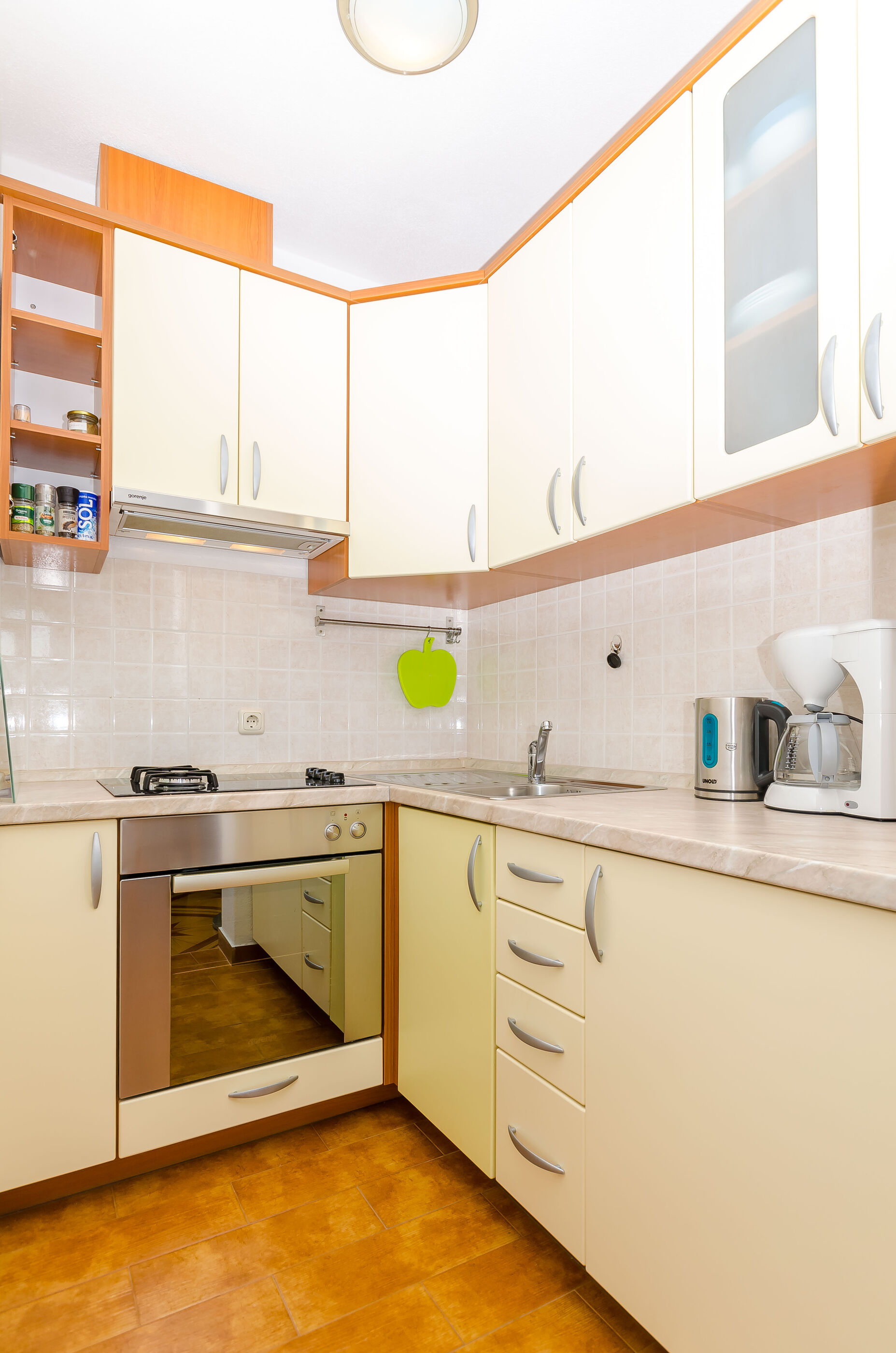 Apartments Mrvelj 100301-A2