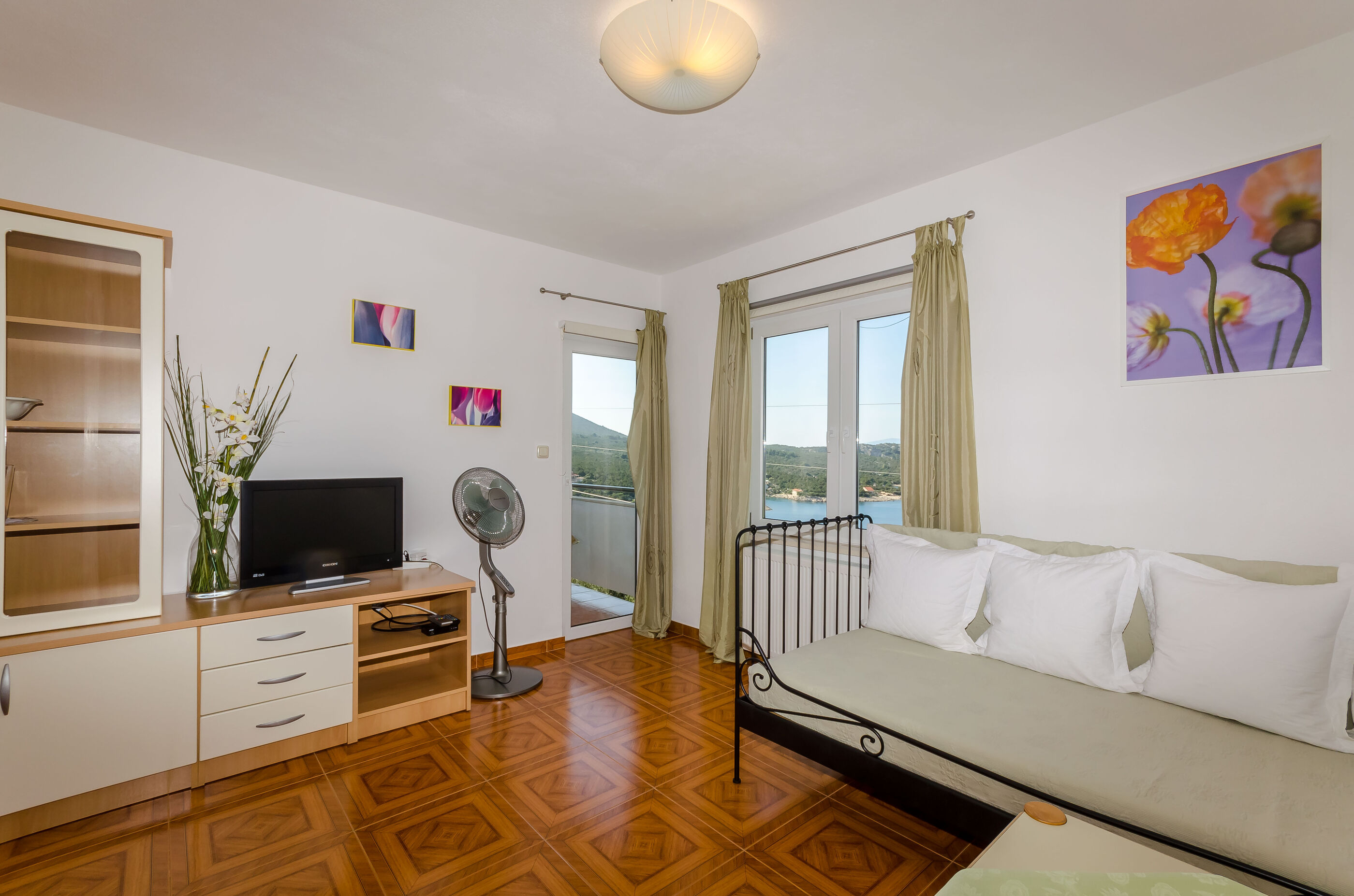 Apartments Mrvelj 100301-A3