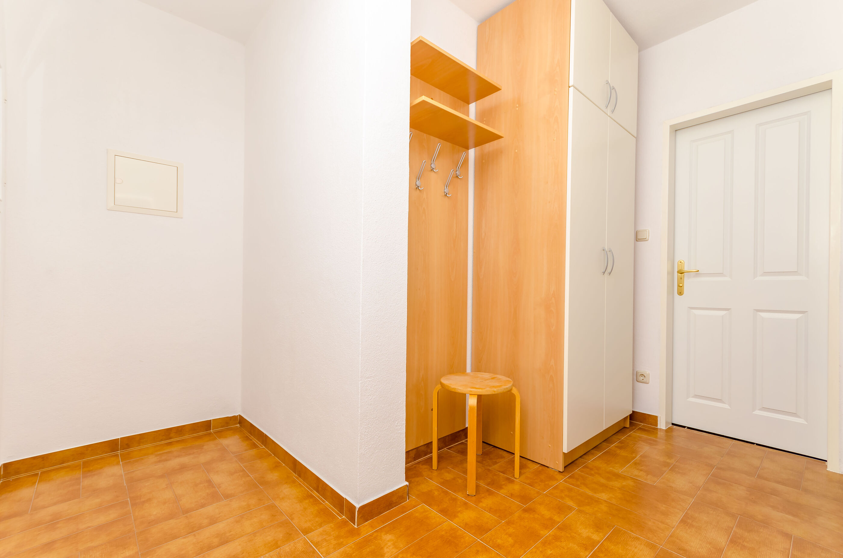 Apartments Mrvelj 100301-A3