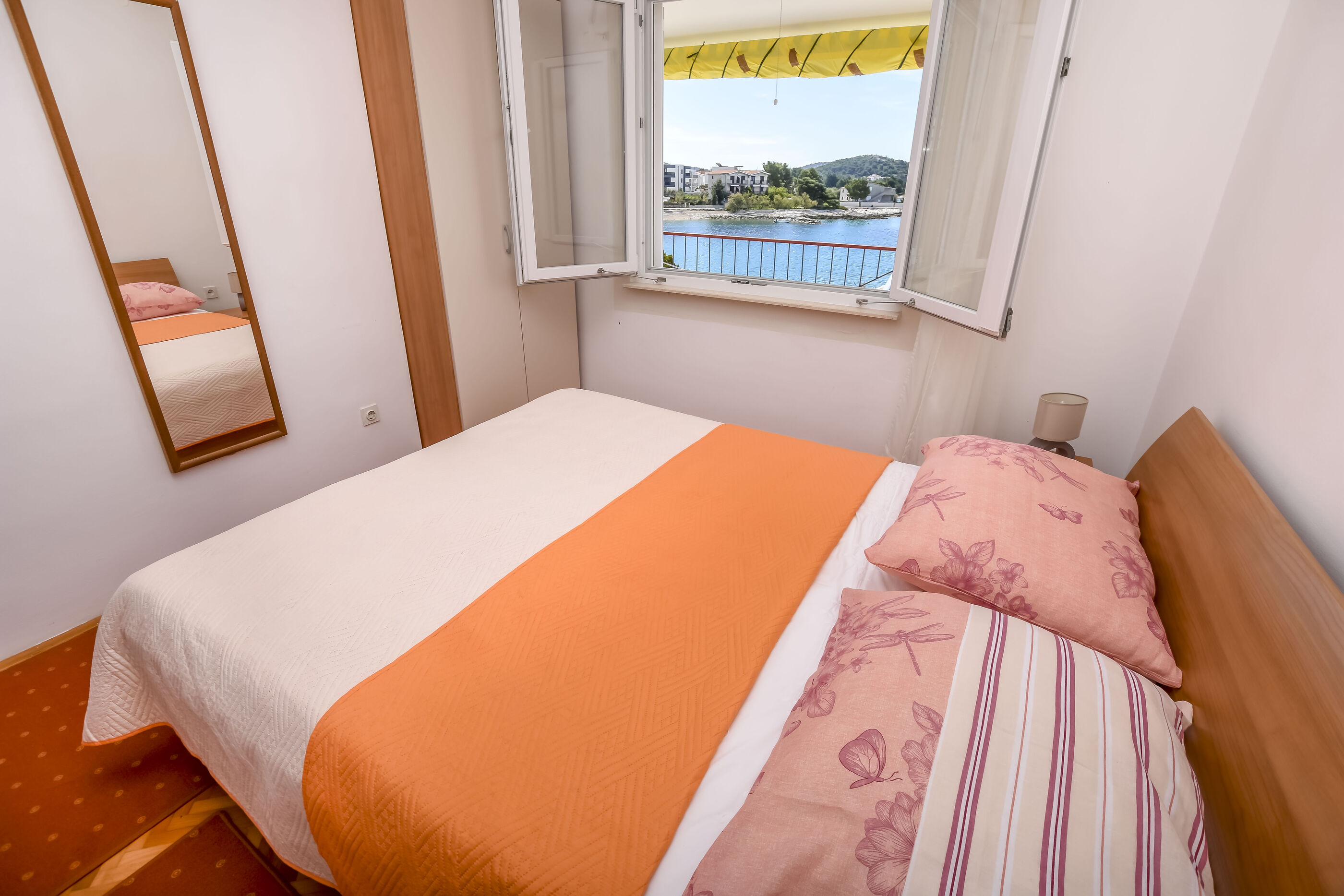 Apartments Živana 51931-A3