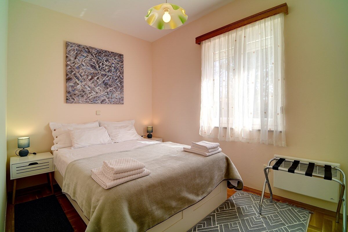 Apartment House Fucane 16291-A2