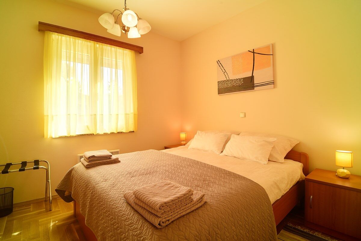 Apartment House Fucane 16291-A2