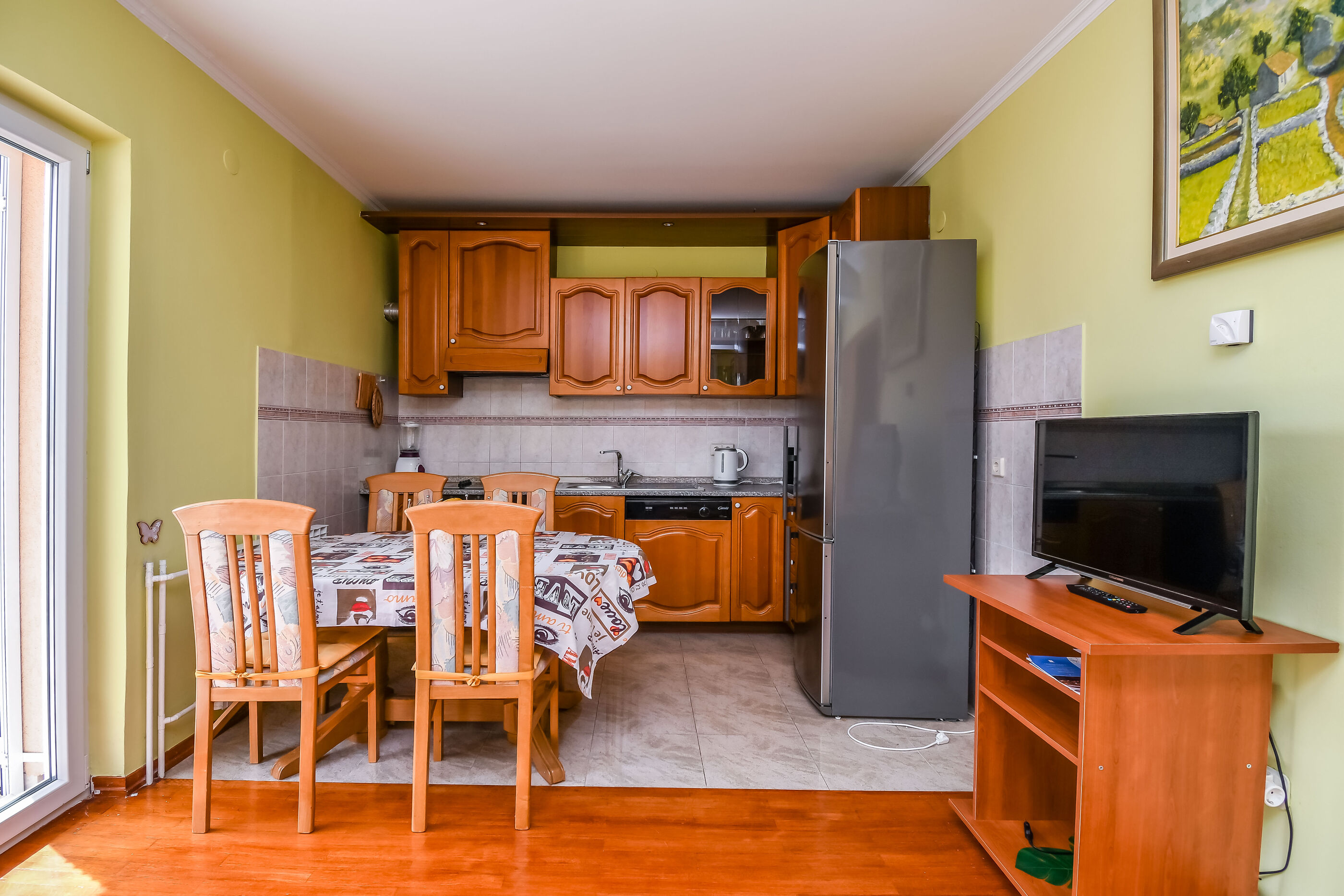 Apartment Sweet 100381-A1
