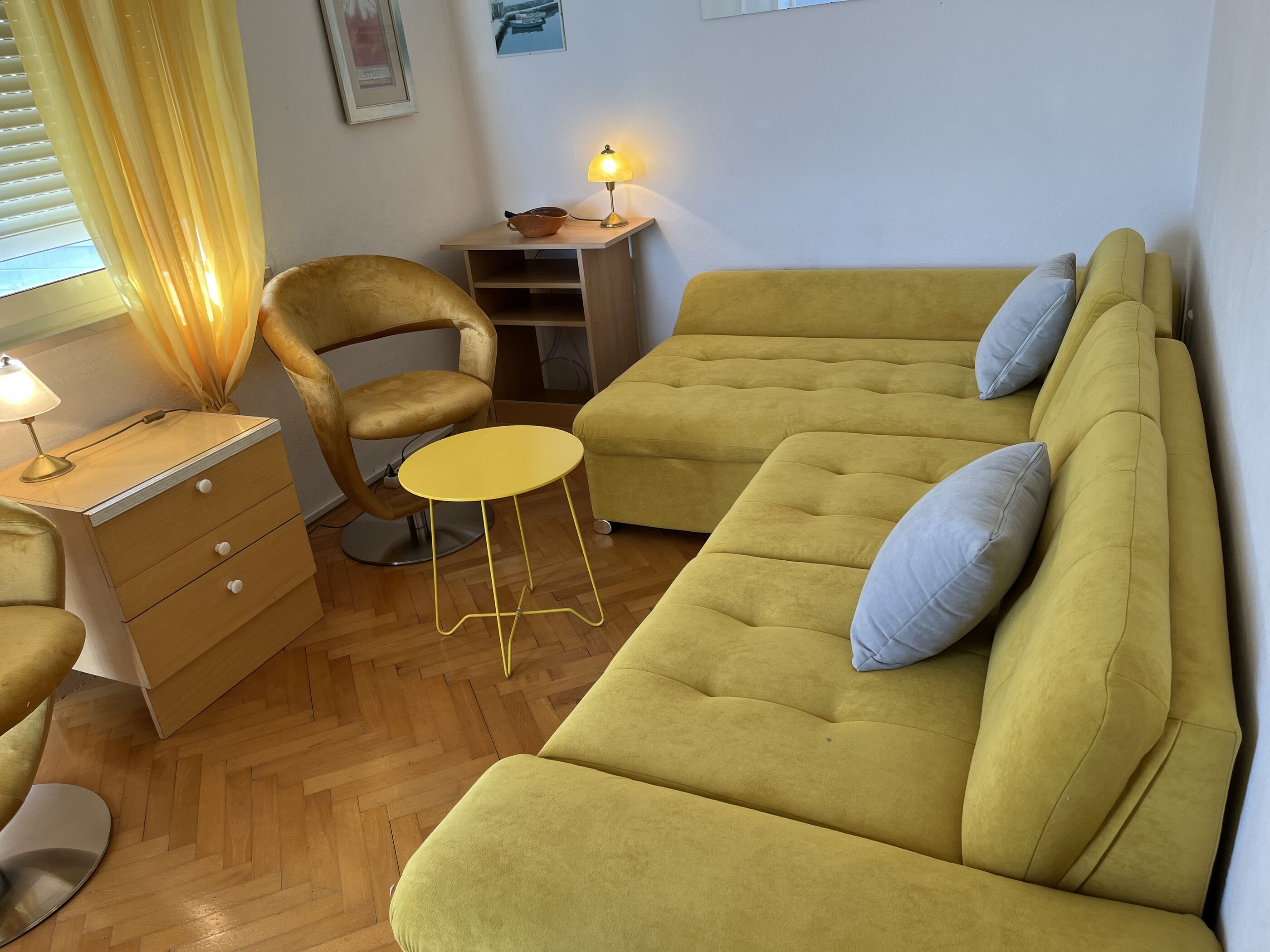 Apartment Two Sisters 89621-A1