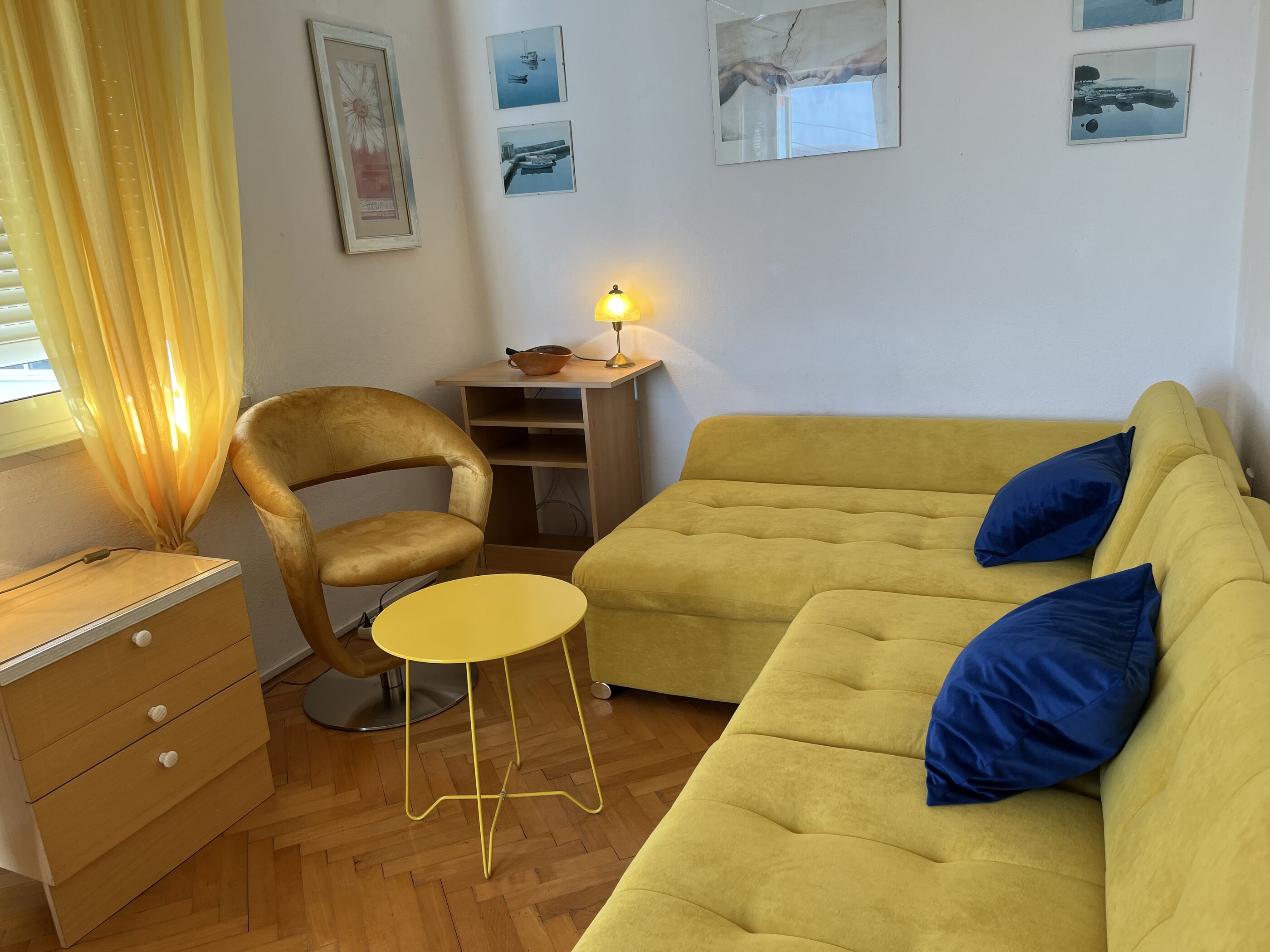 Apartment Two Sisters 89621-A1