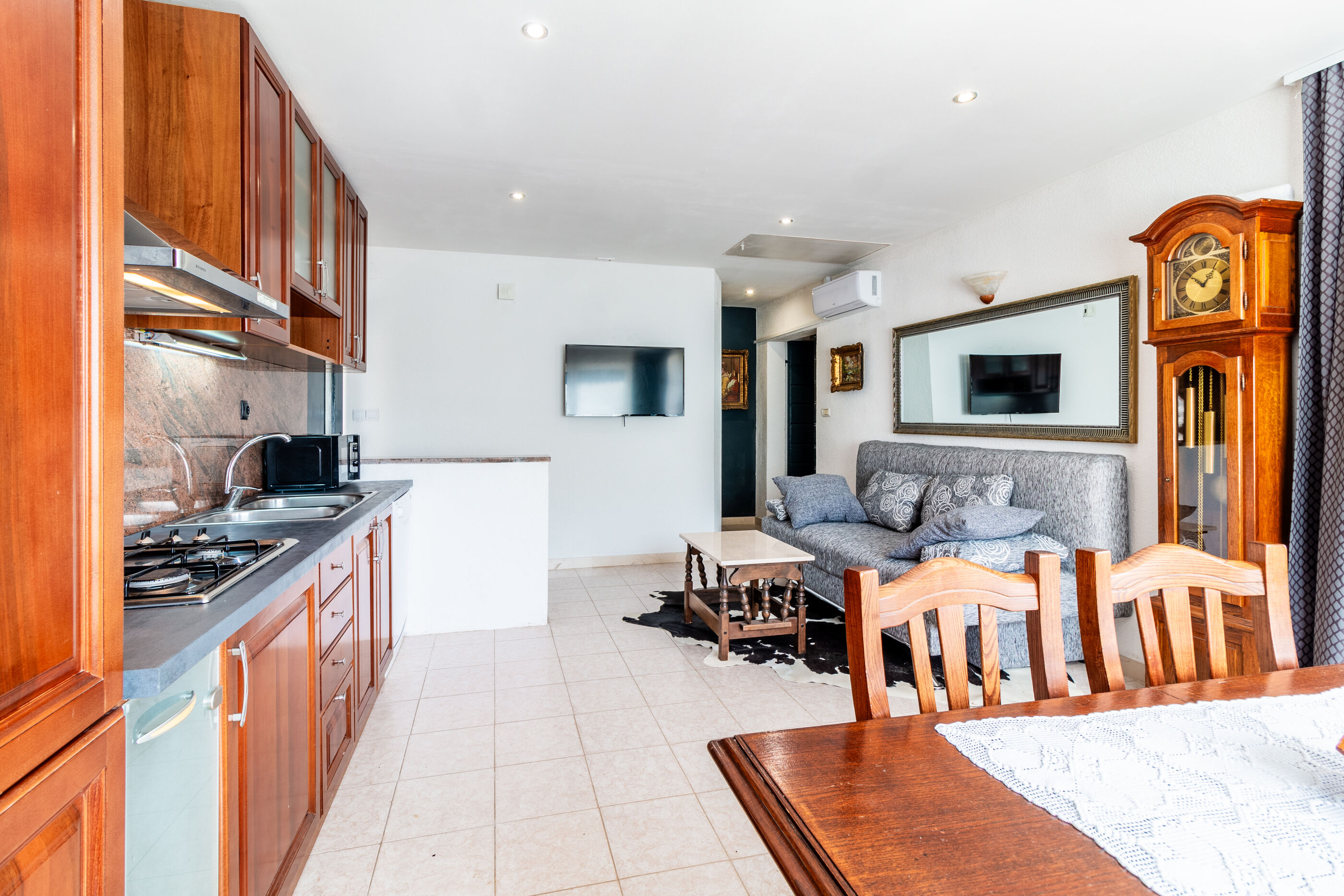 House Quattro 100431-K1