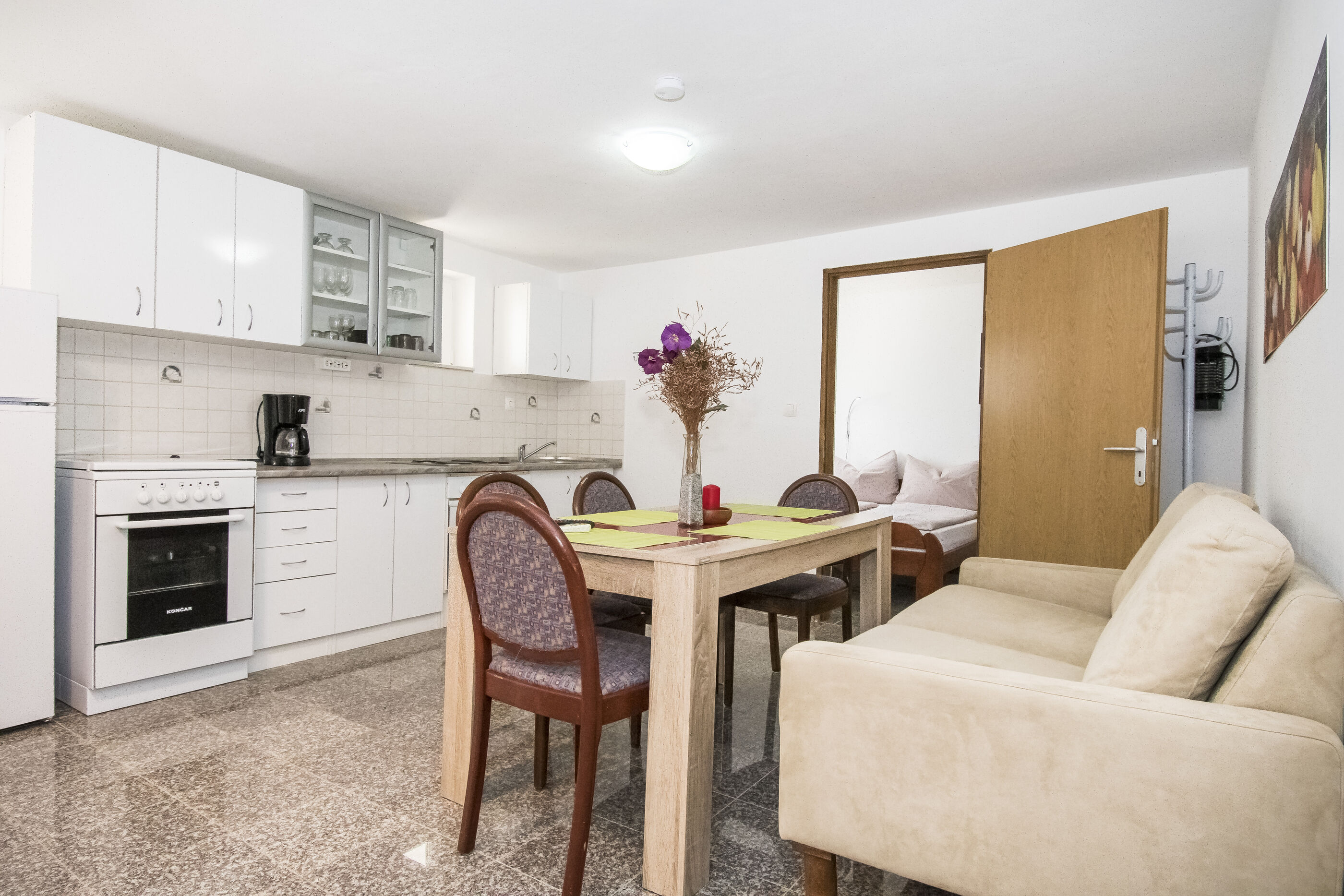 Apartments Maslina 100481-A1