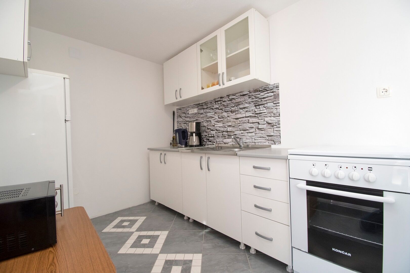 Apartments Maslina 100481-A3