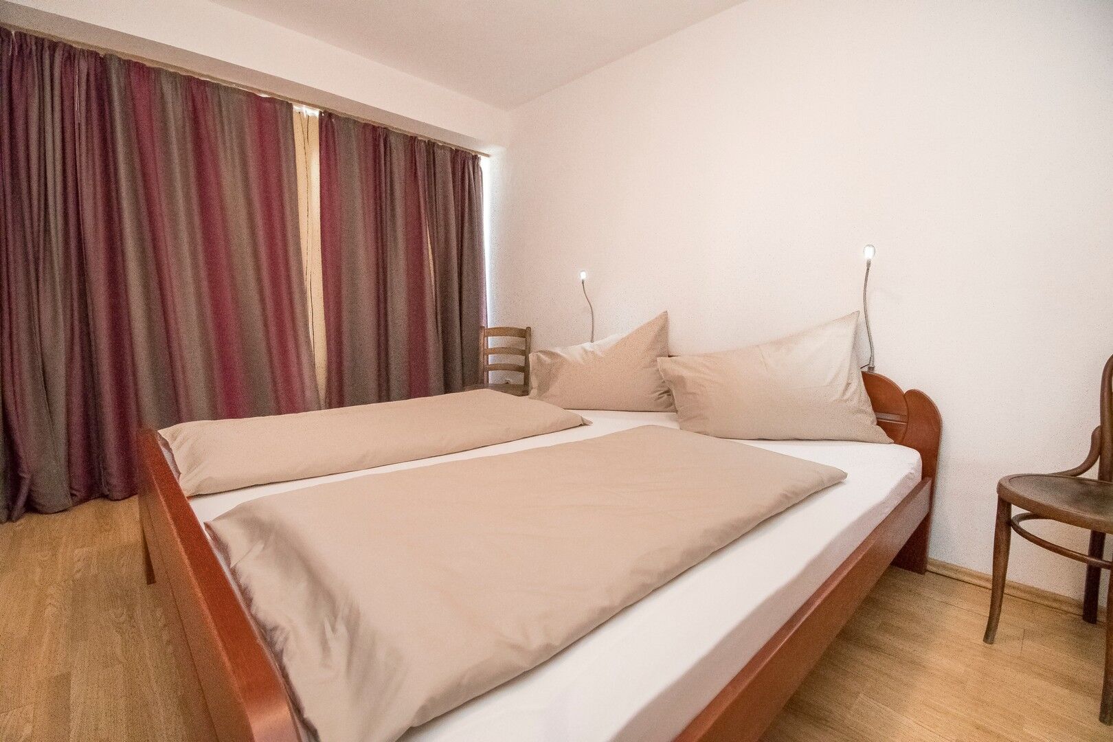 Apartments Maslina 100481-A3