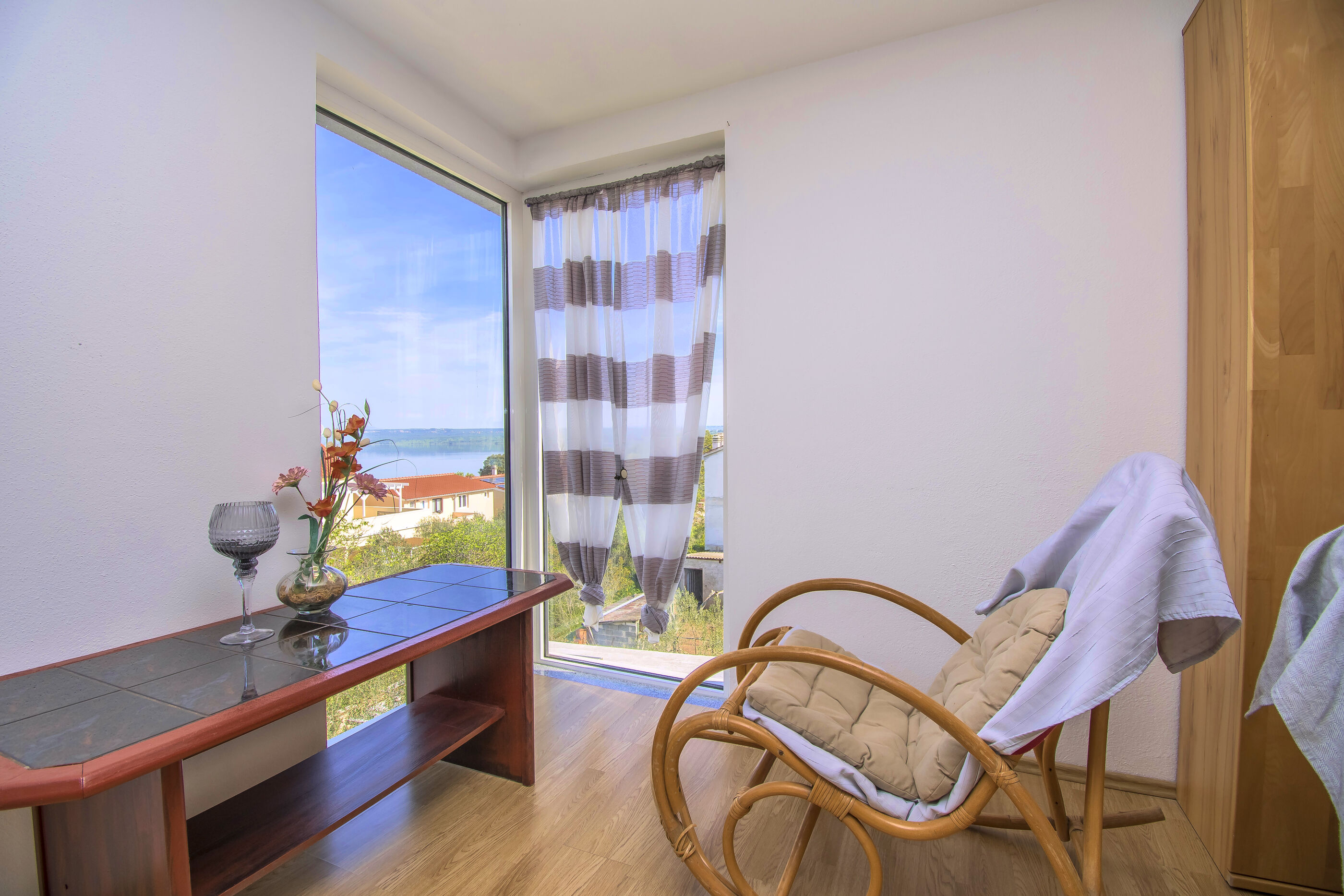 Apartments Maslina 100481-A3