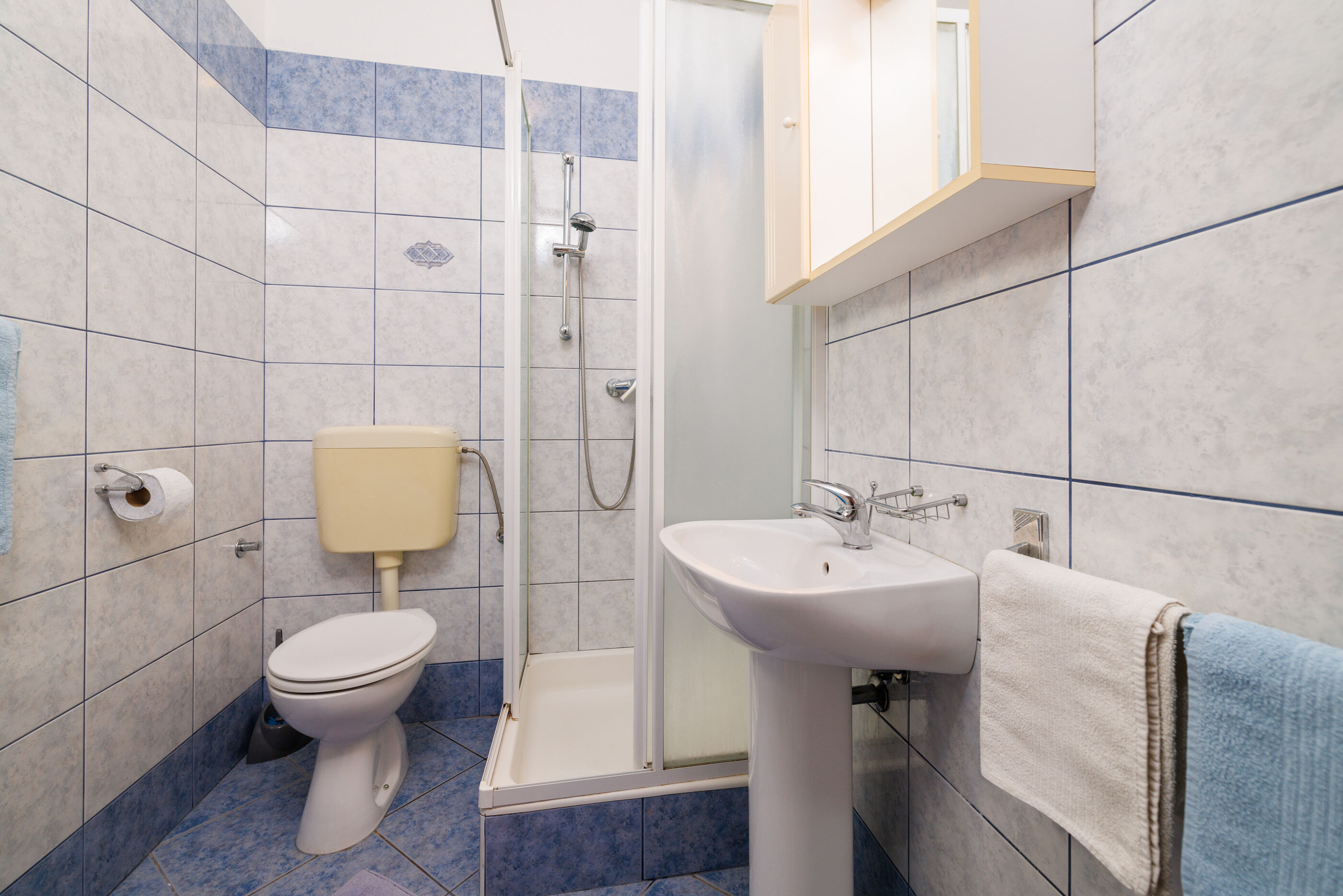 Apartment Julija 82711-A1