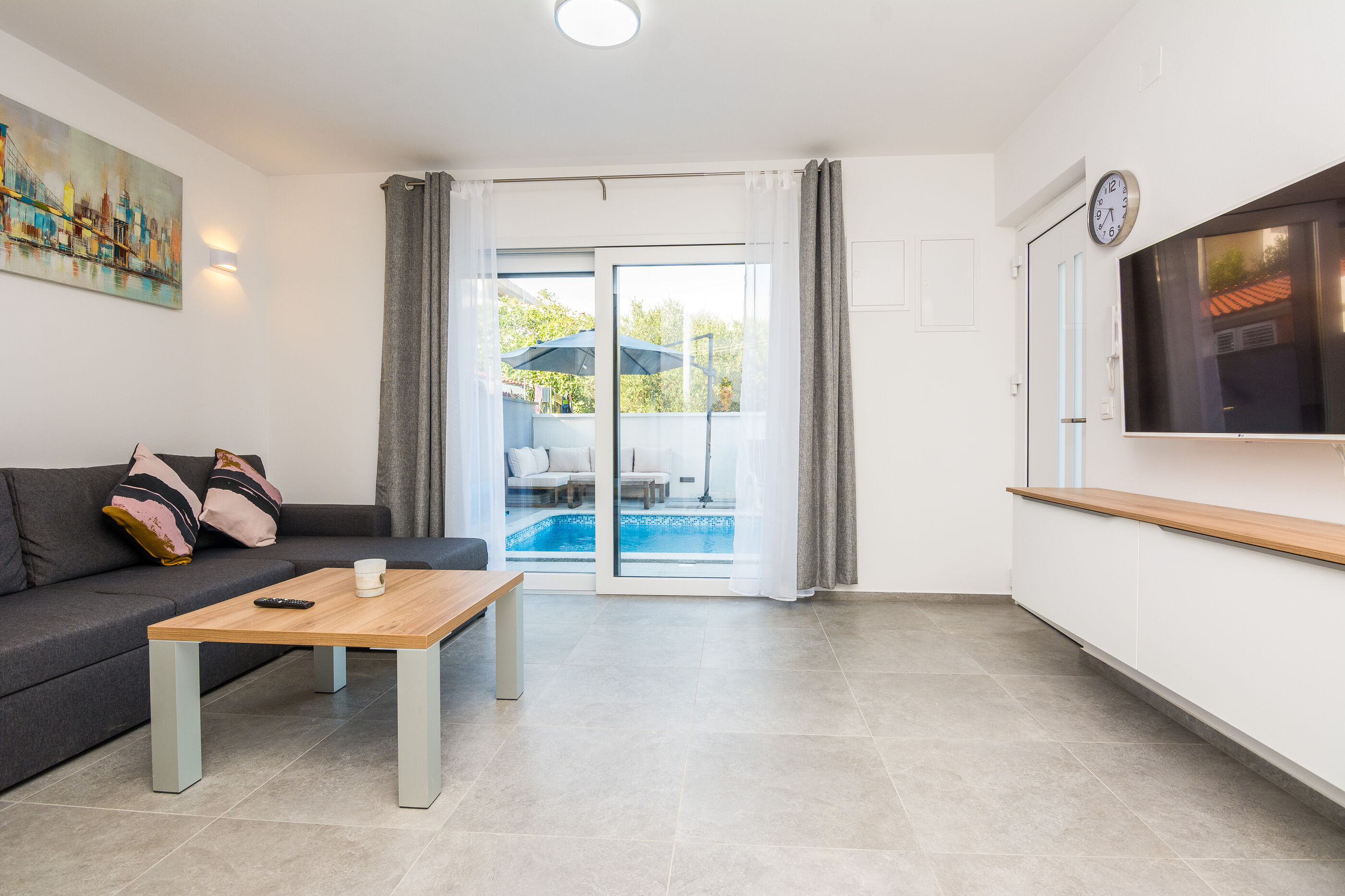 Apartment Spanic 2 50957-A1