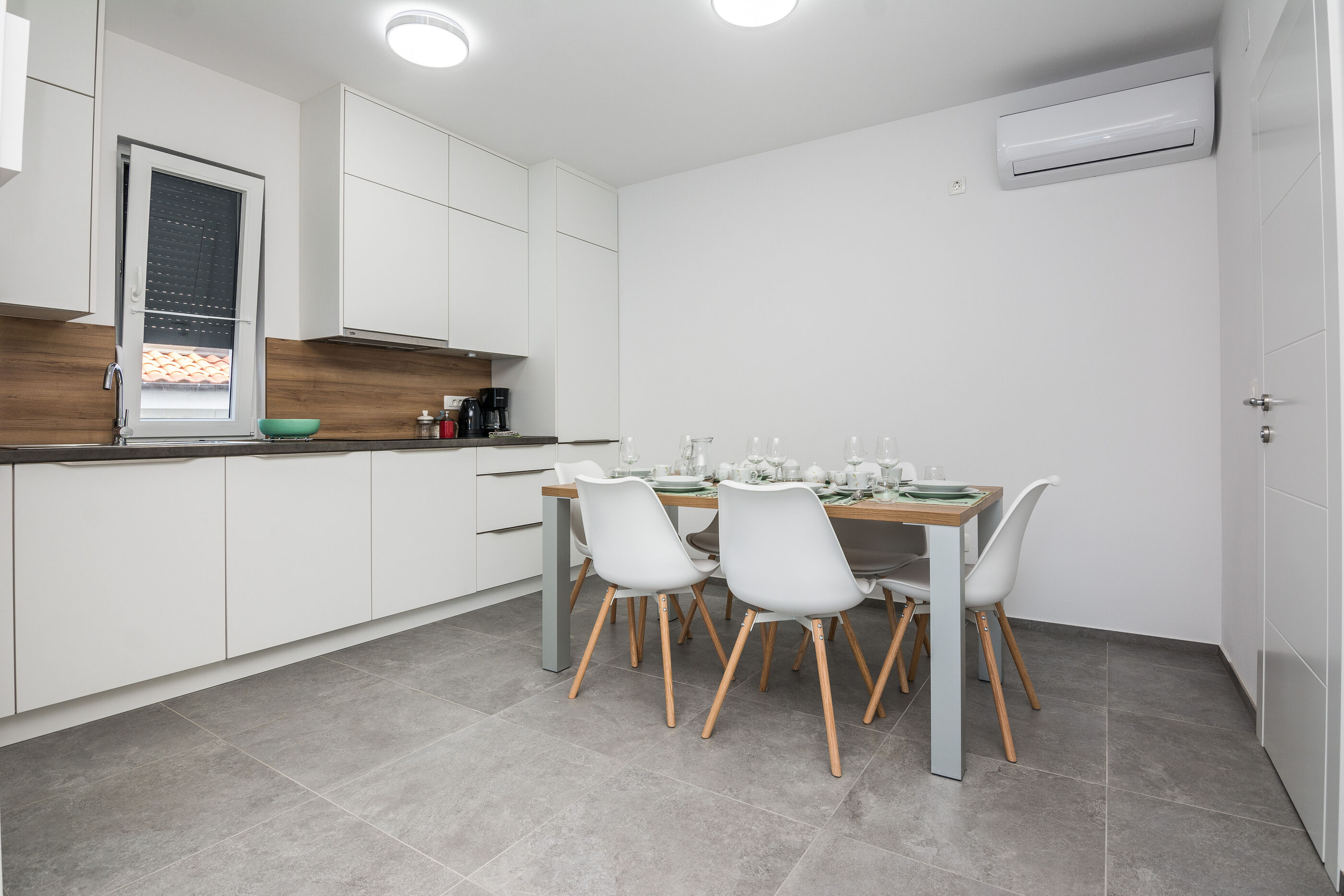 Apartment Spanic 2 50957-A1