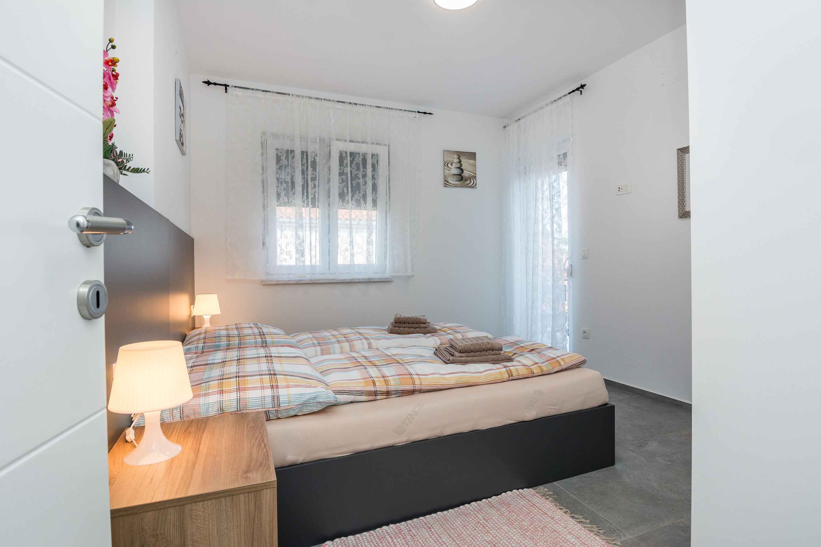 Apartment Spanic 2 50957-A1