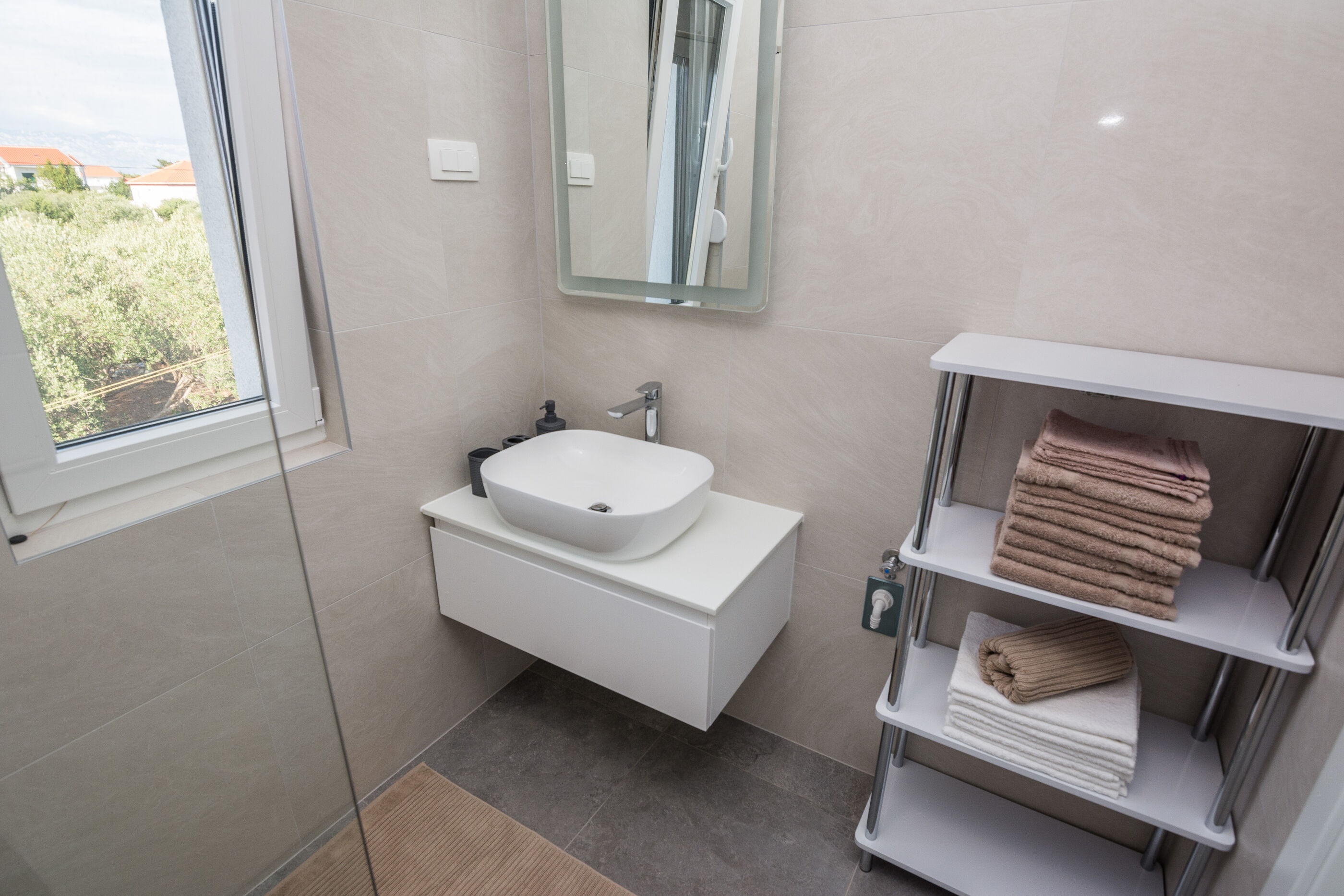 Apartment Spanic 2 50957-A1