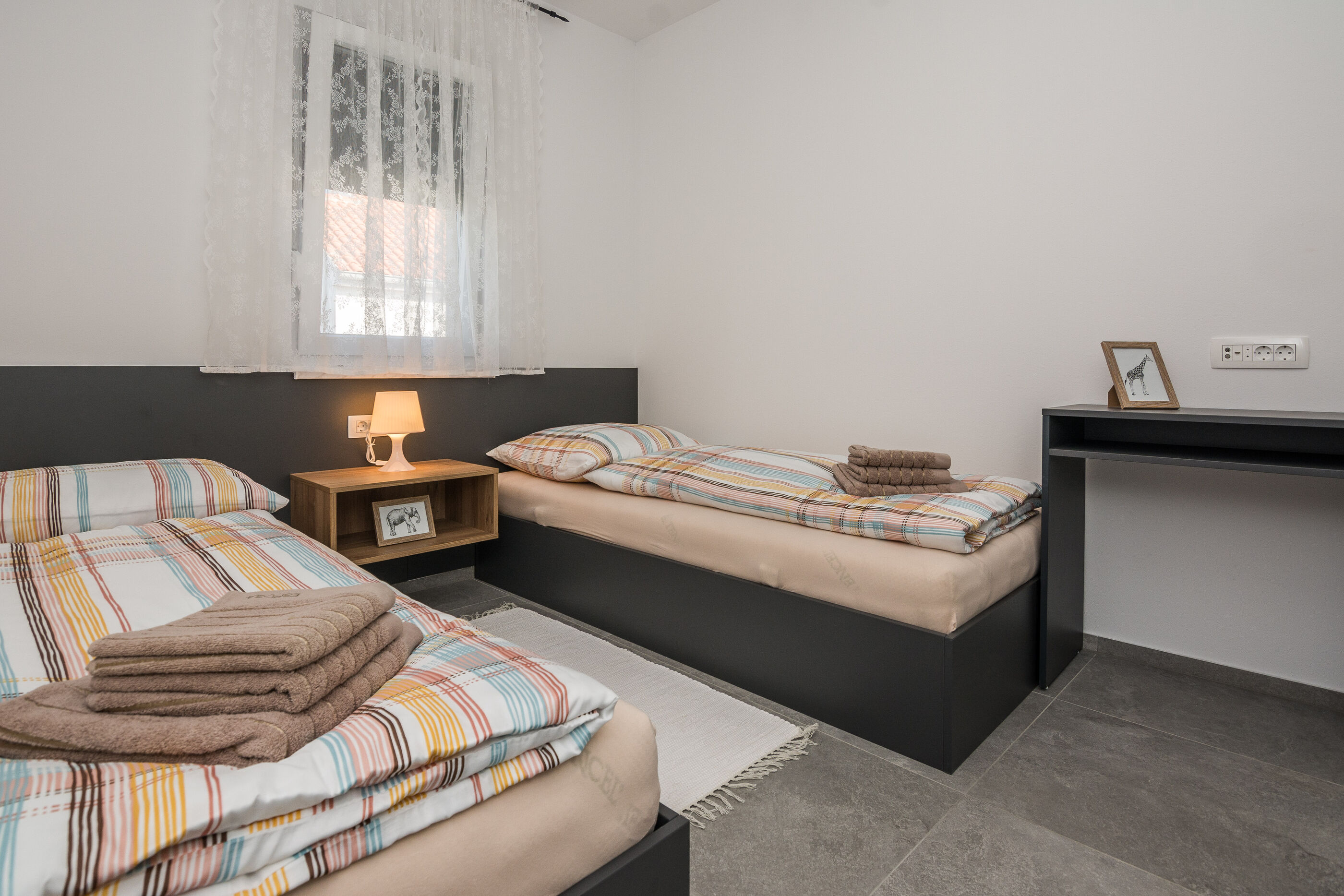 Apartment Spanic 2 50957-A1