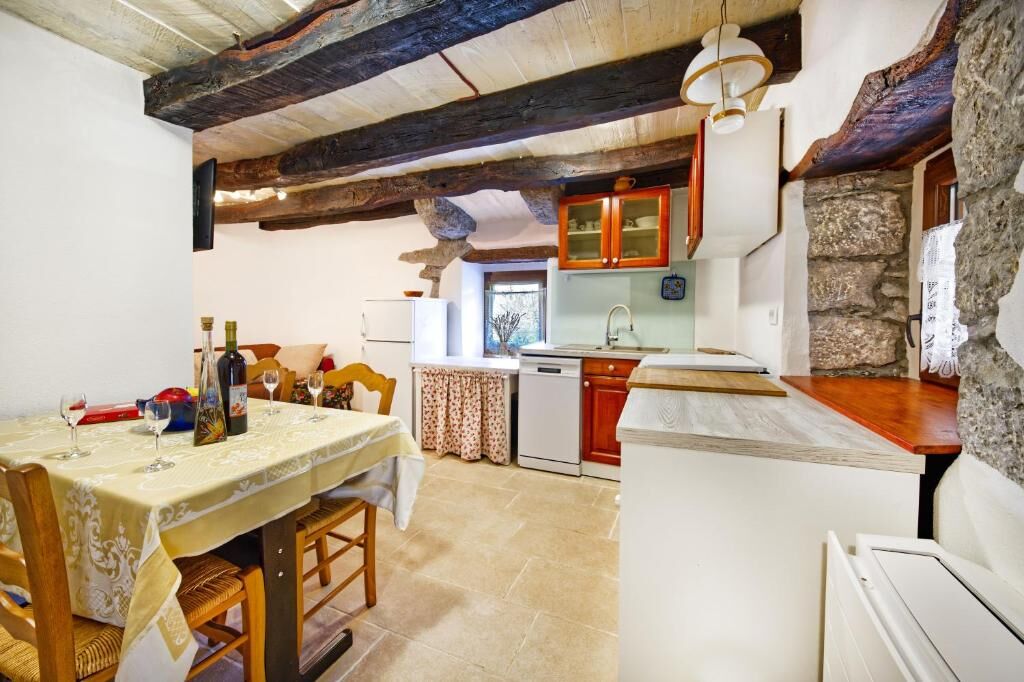 Apartment Balidur 97461-A2
