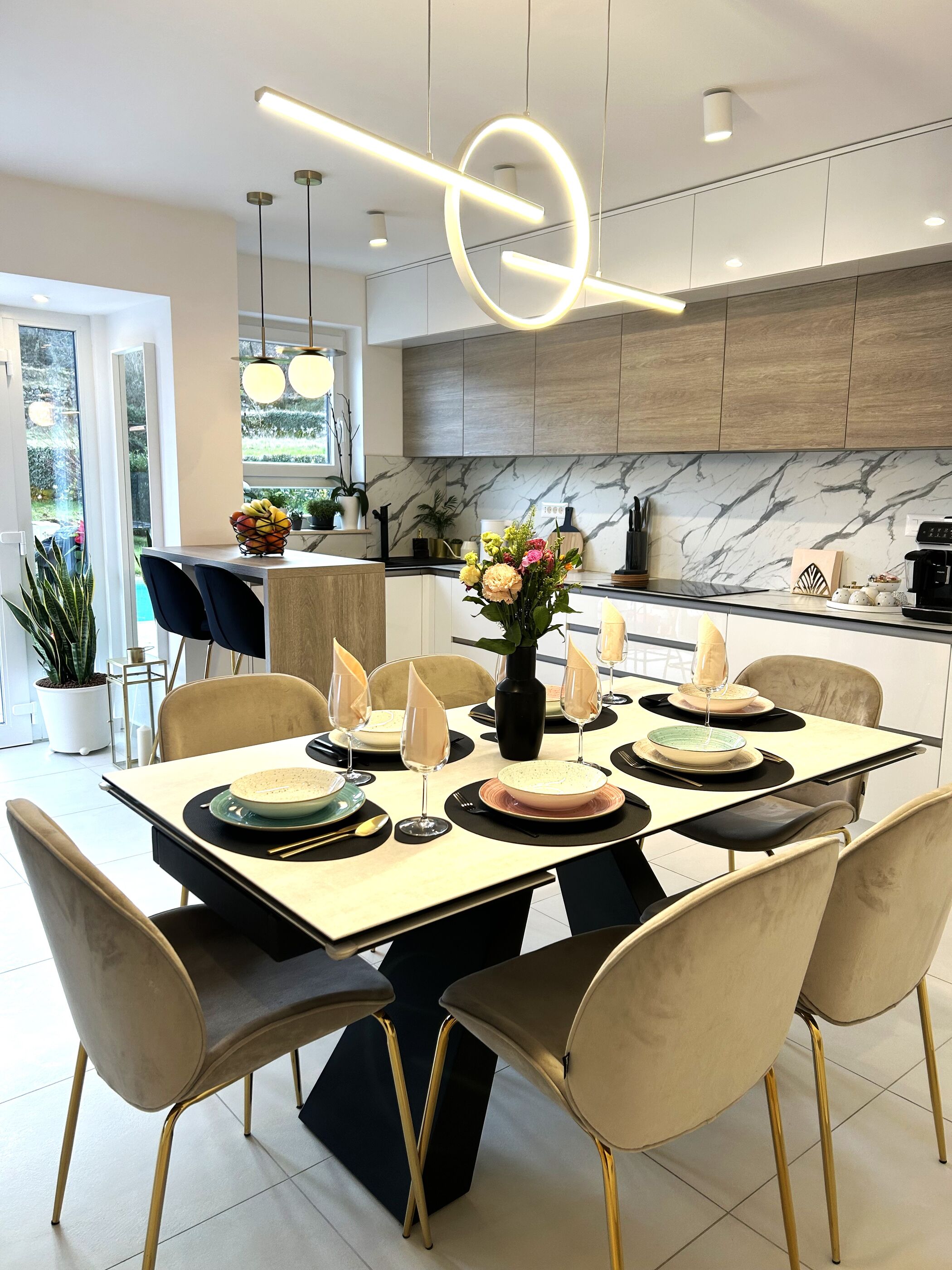 Apartment Aria 100571-A1