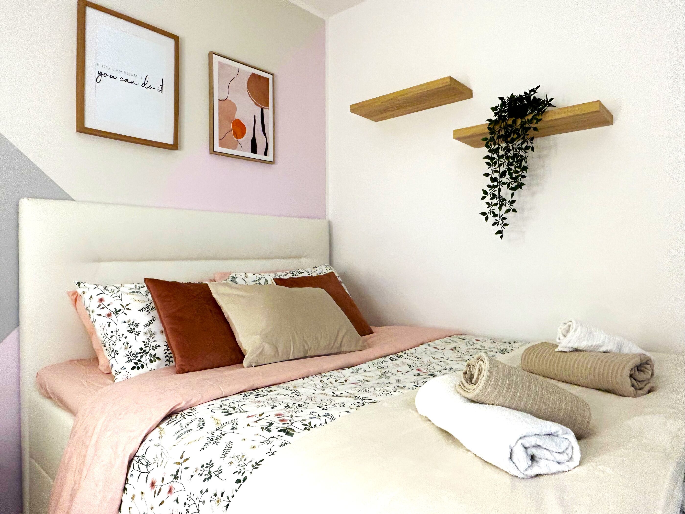 Apartment Aria 100571-A1