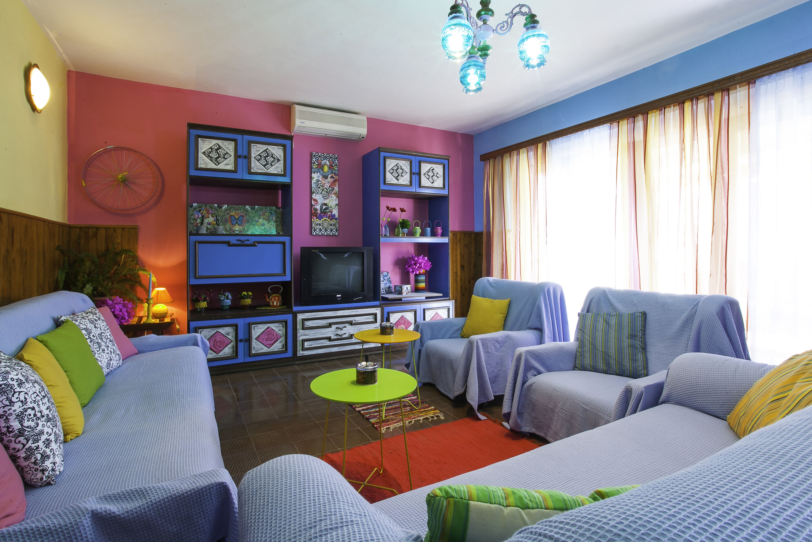 Apartment Colorful 100611-A1