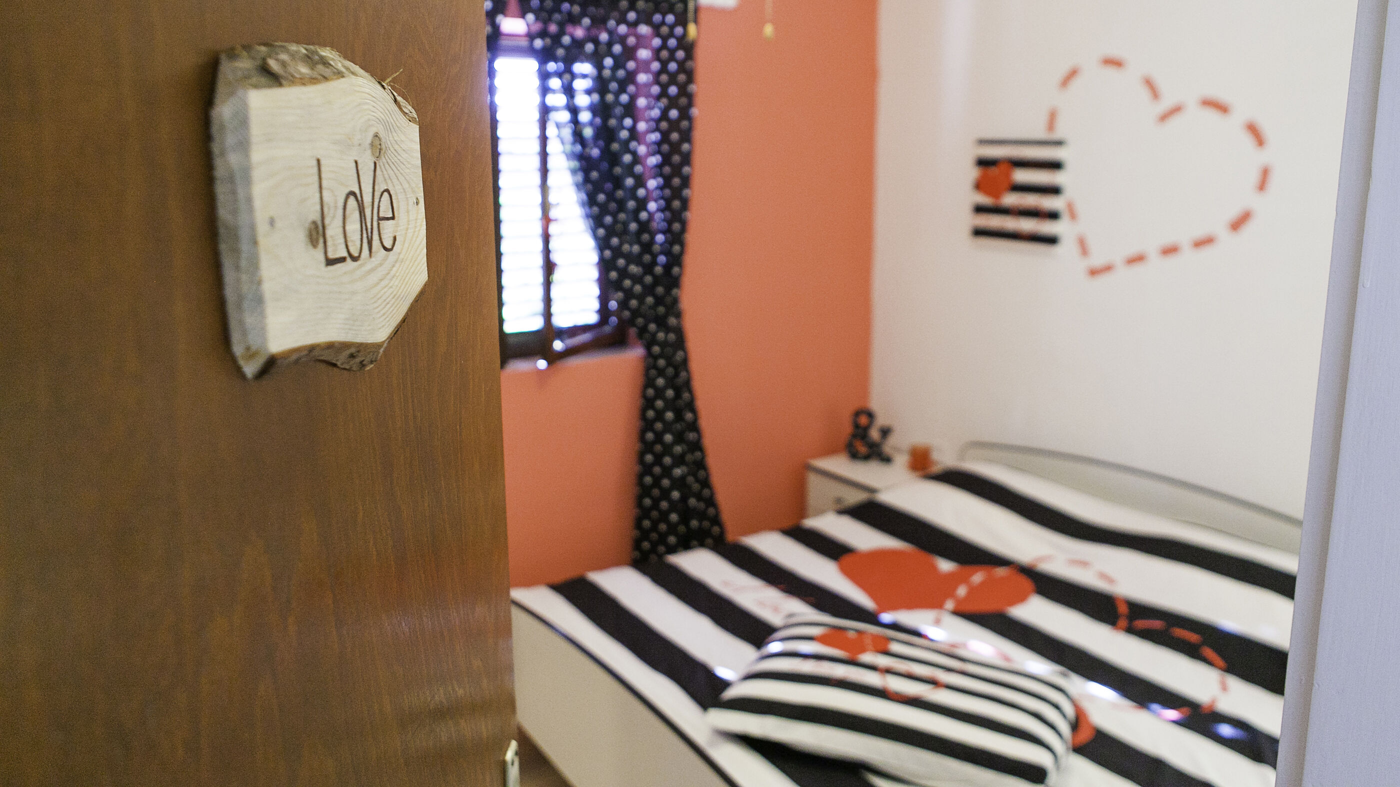 Apartment Colorful 100611-A1