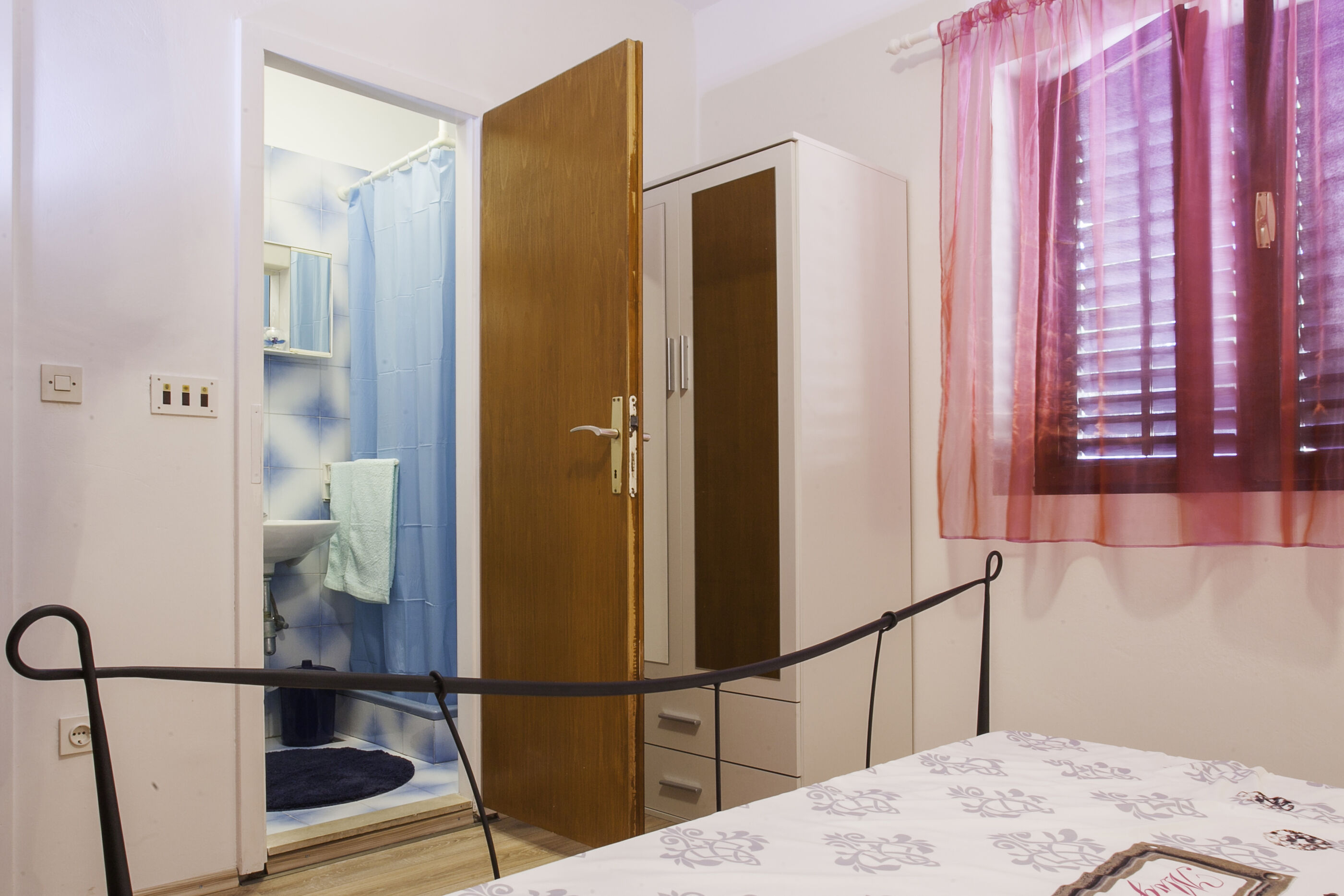 Apartment Colorful 100611-A1