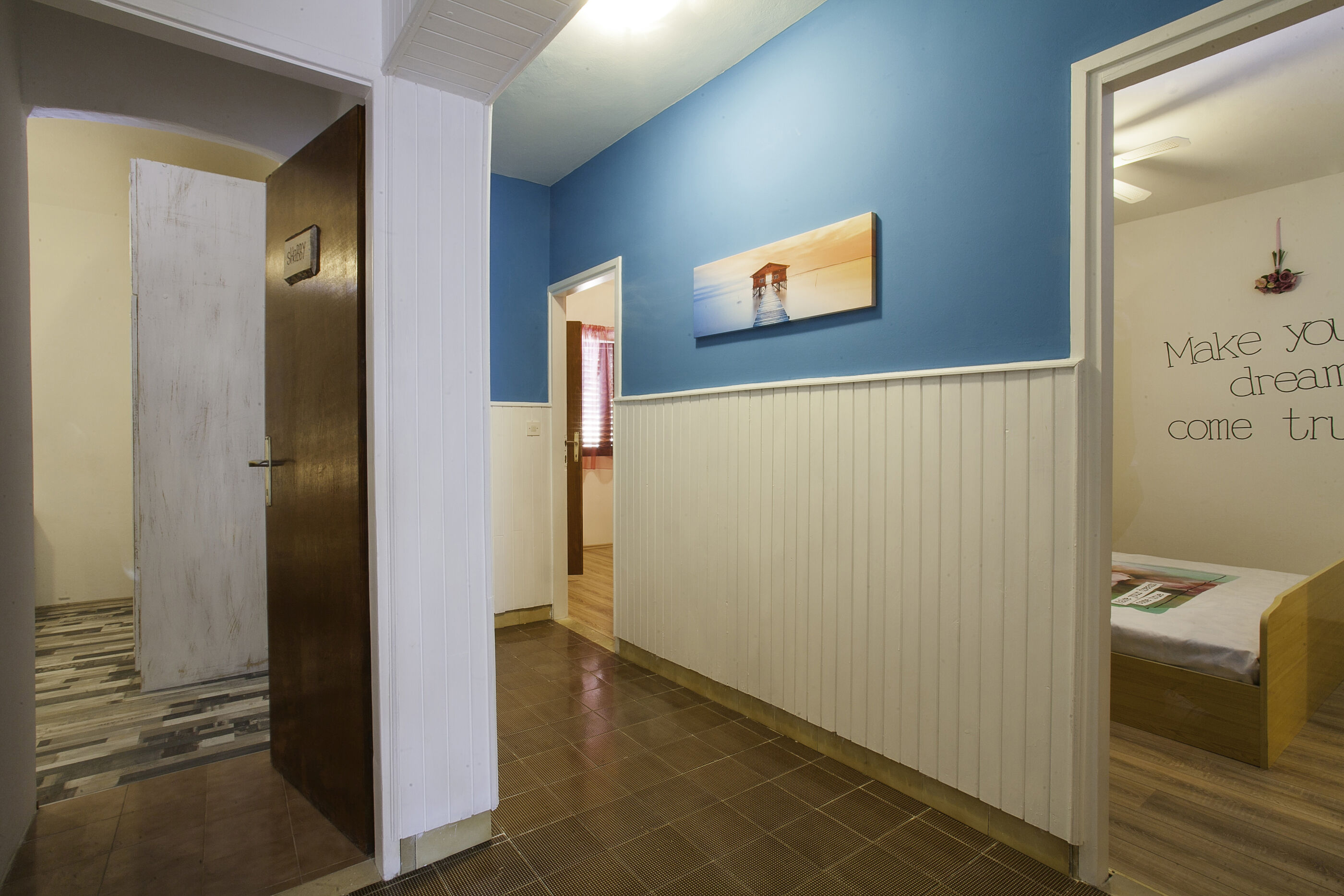 Apartment Colorful 100611-A1