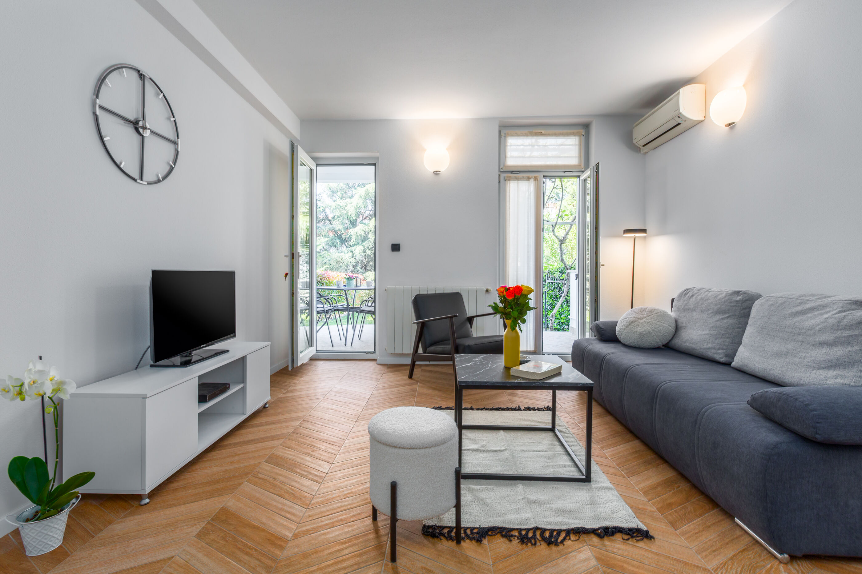 Apartment Mima 82686-A1