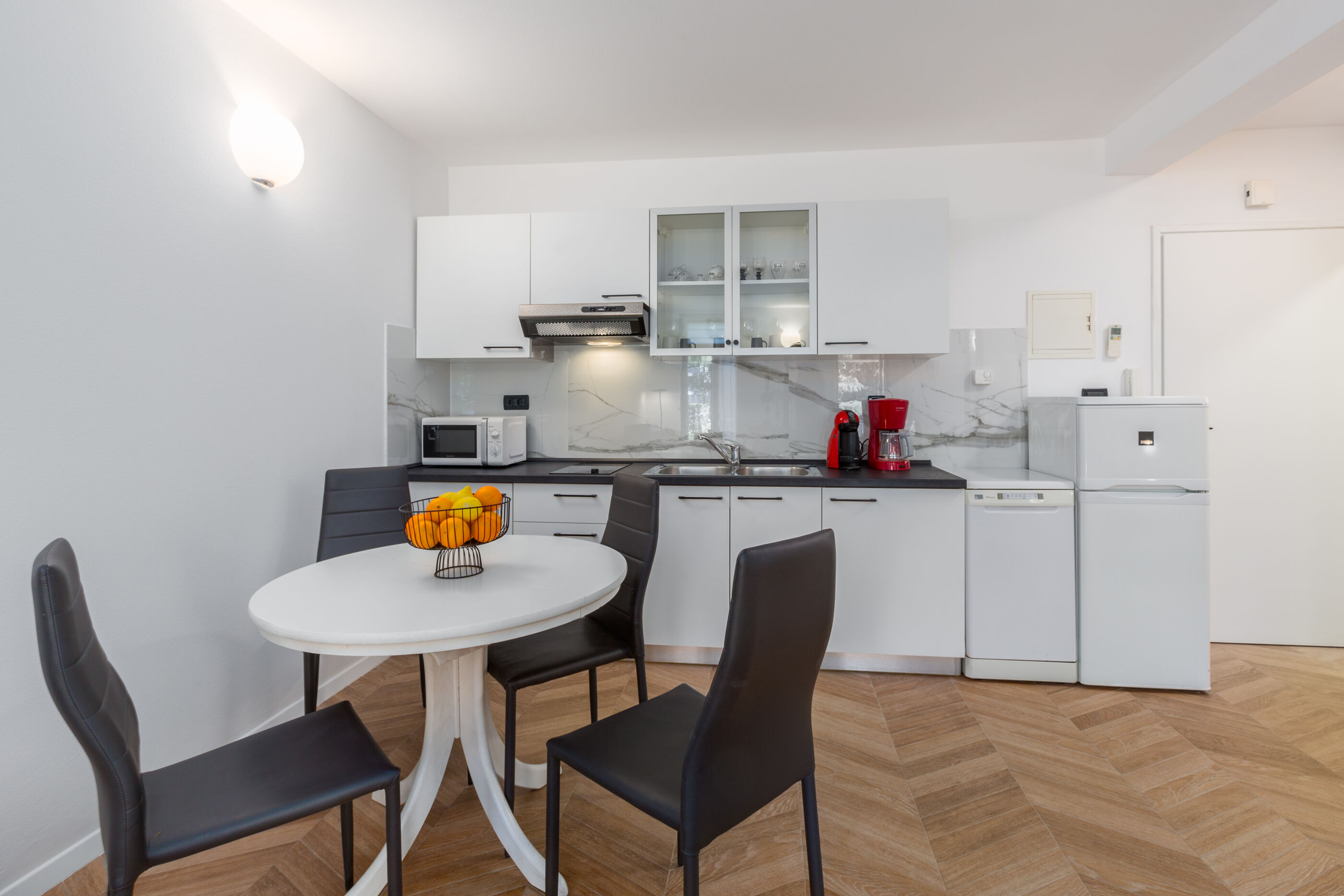 Apartment Mima 82686-A1