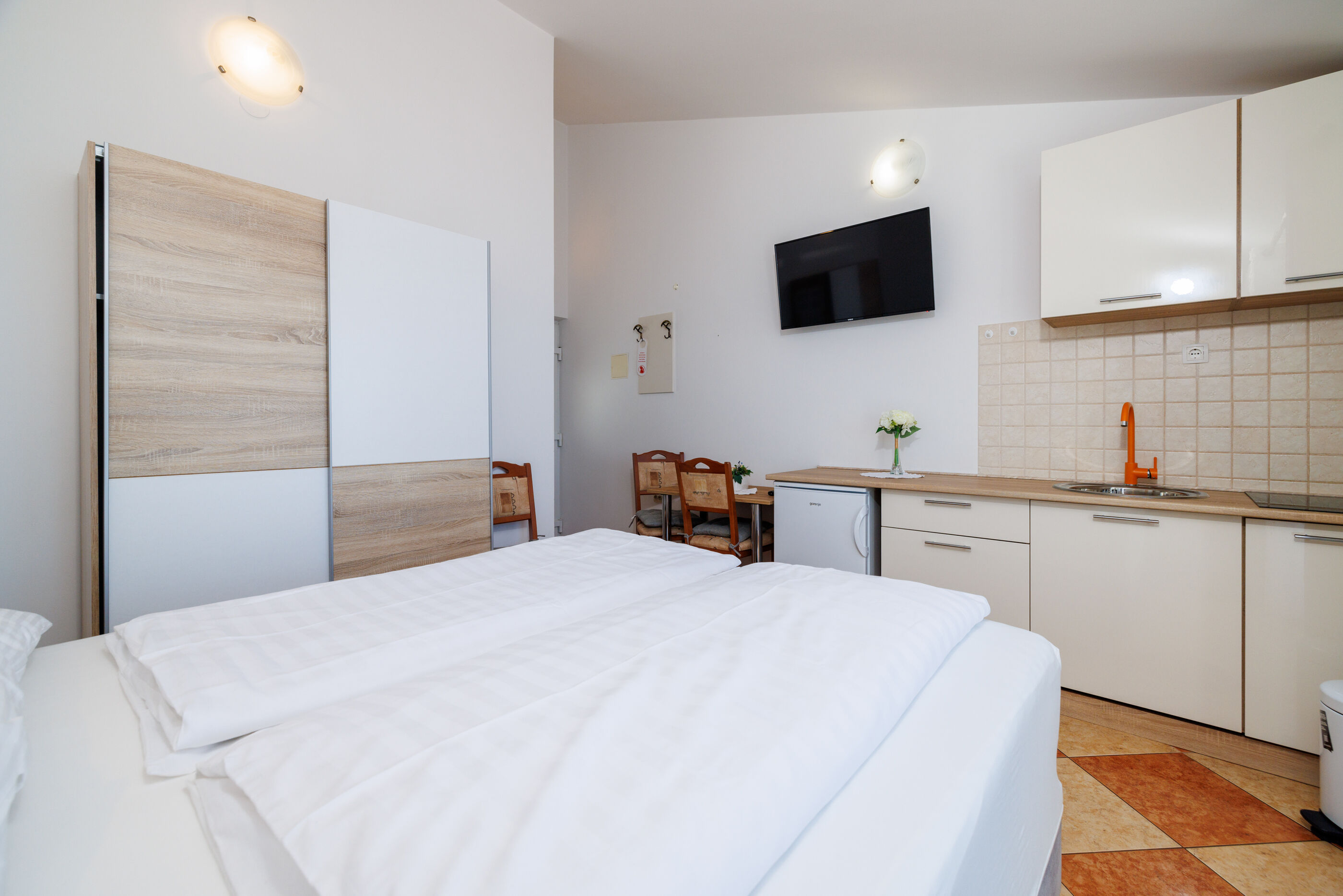 Apartments BRANA 81601-A2