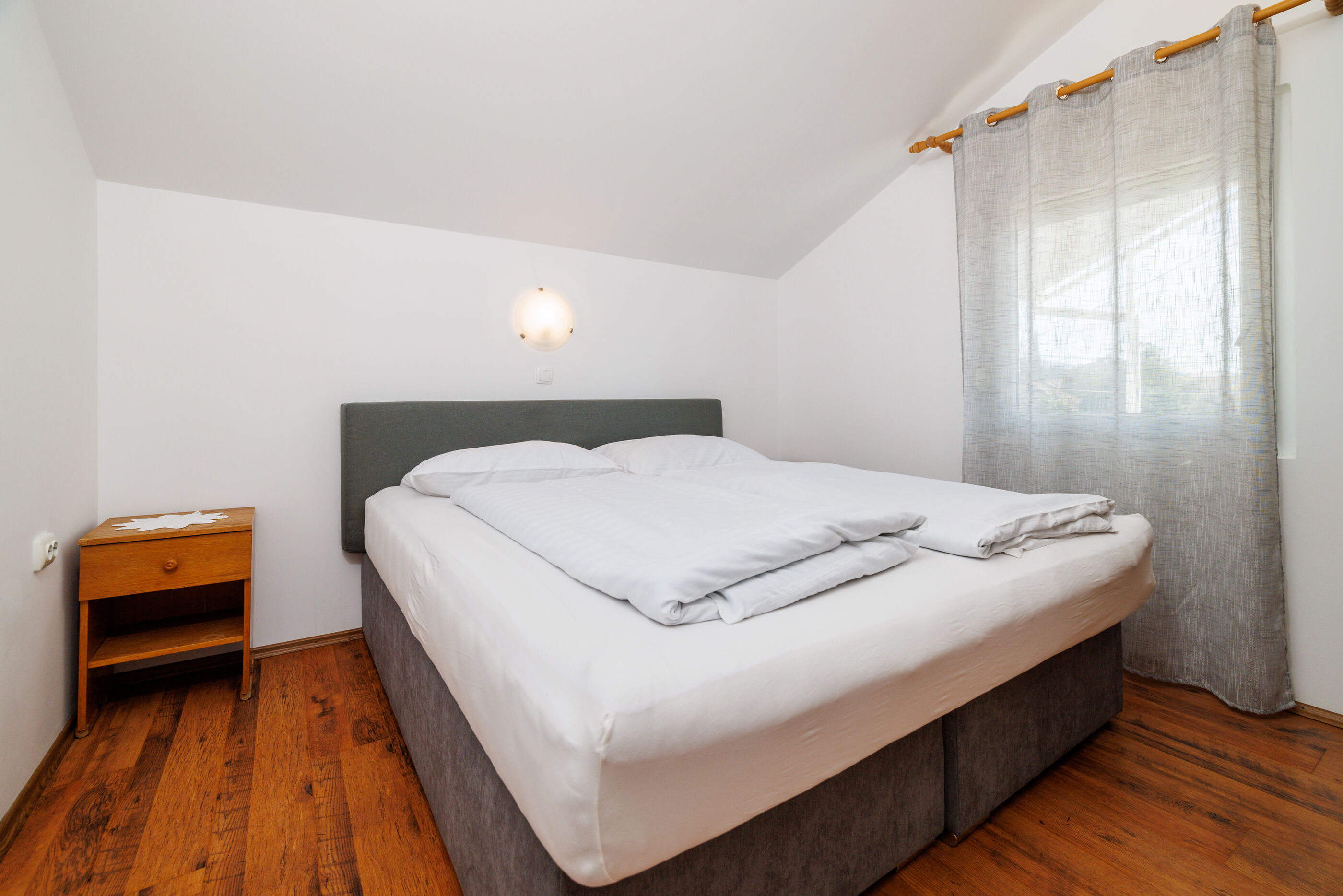 Apartments BRANA 81601-A1
