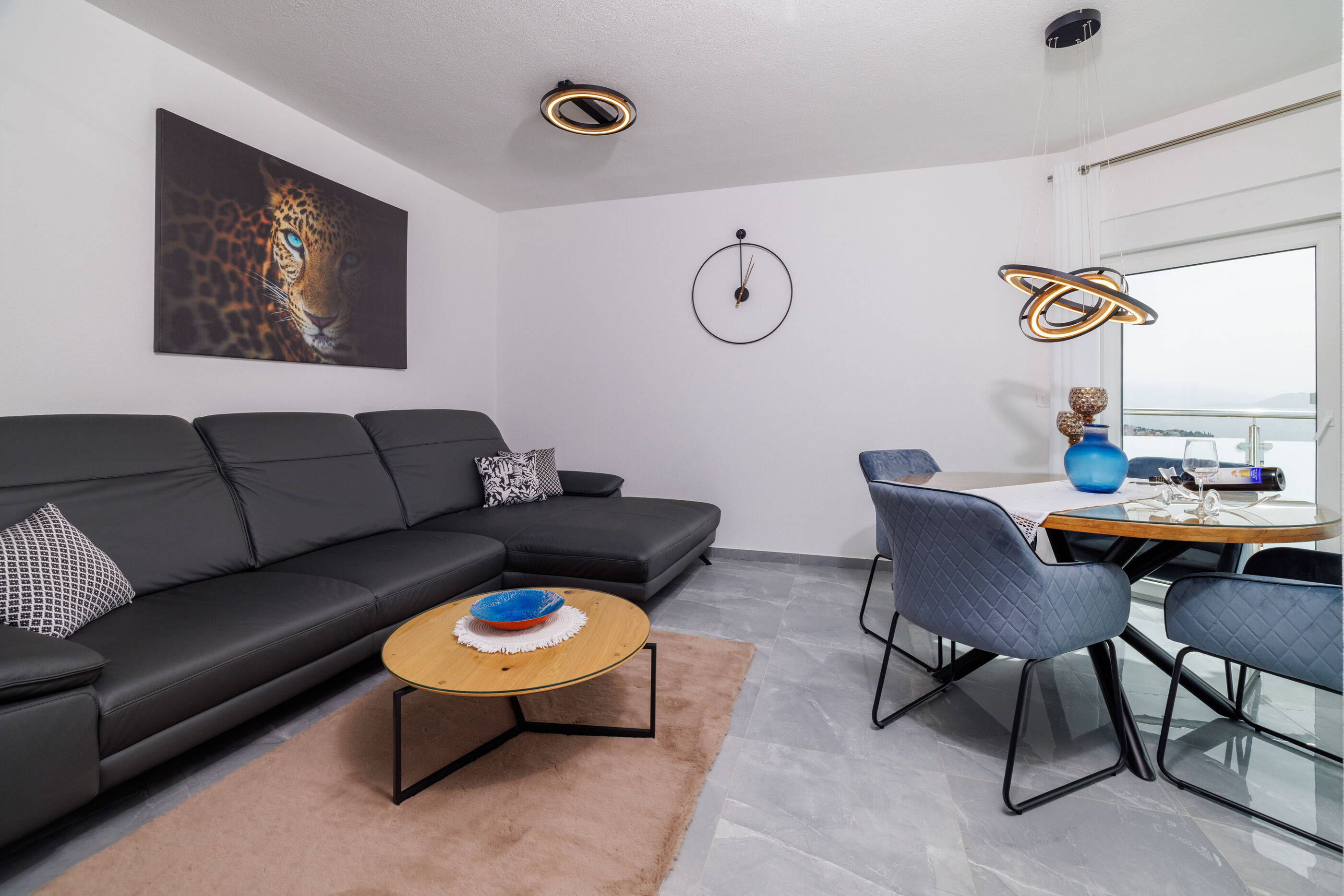 Apartment Panorama 62789-A4