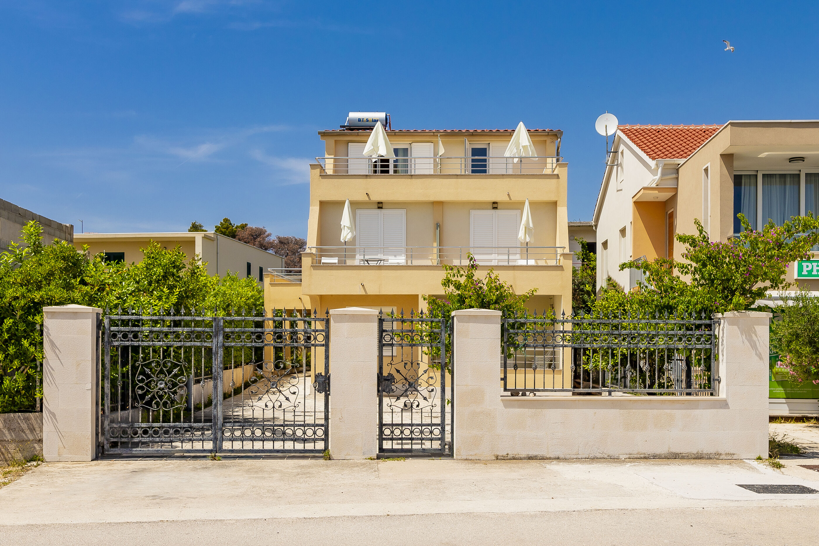 Apartments Apartments Mikulić 100511-A3