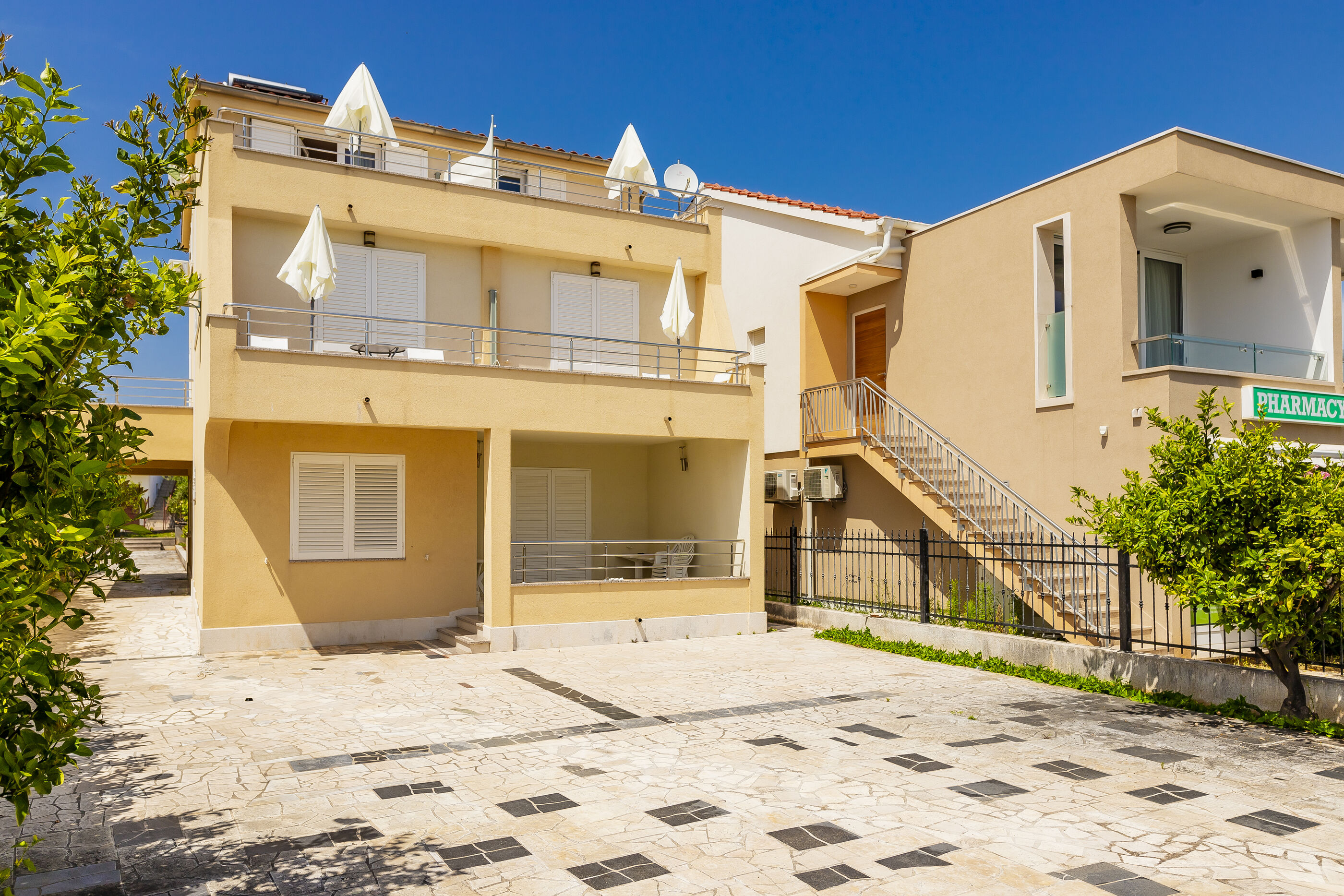 Apartments Apartments Mikulić 100511-A3