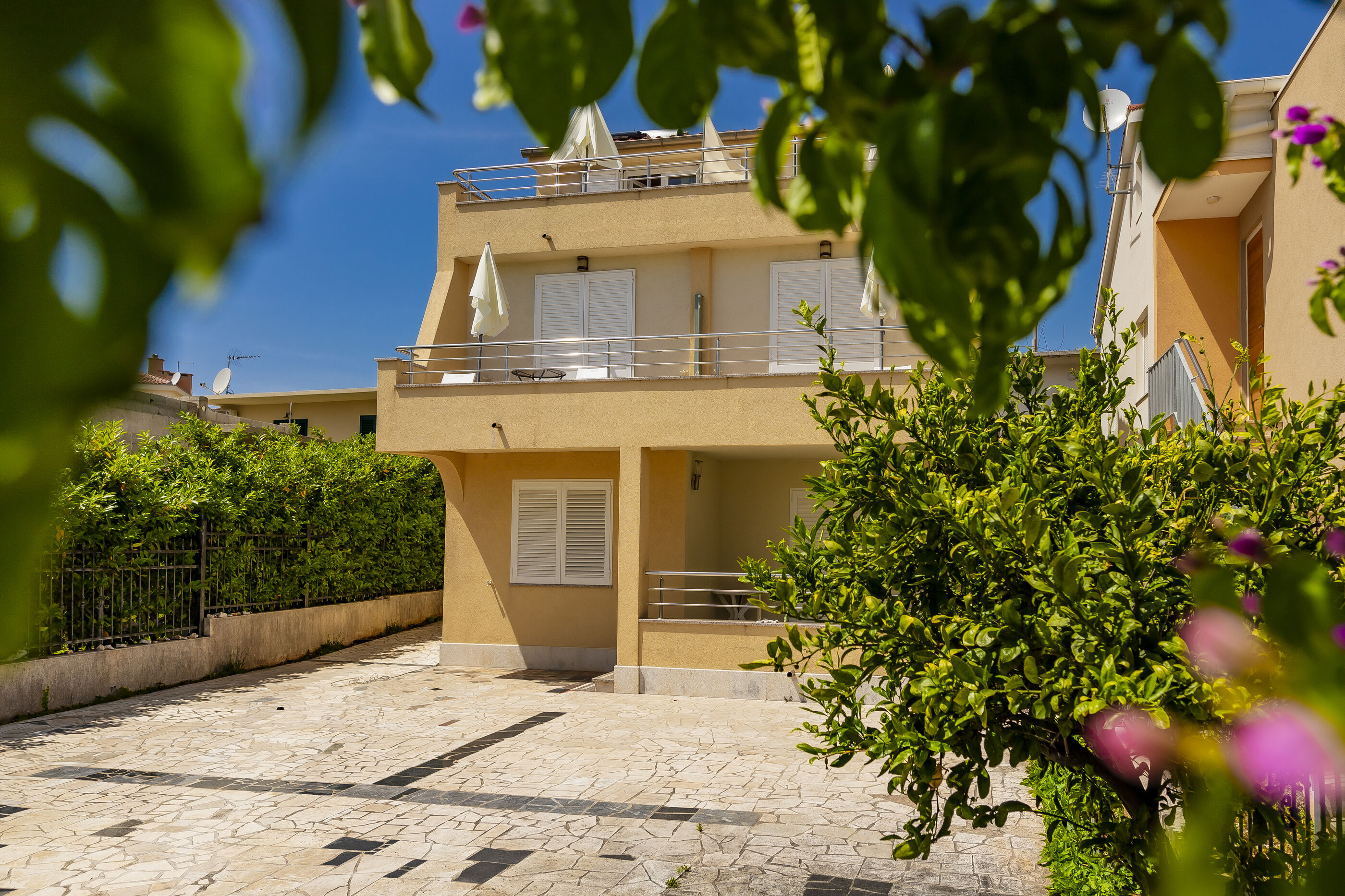 Apartments Apartments Mikulić 100511-A3