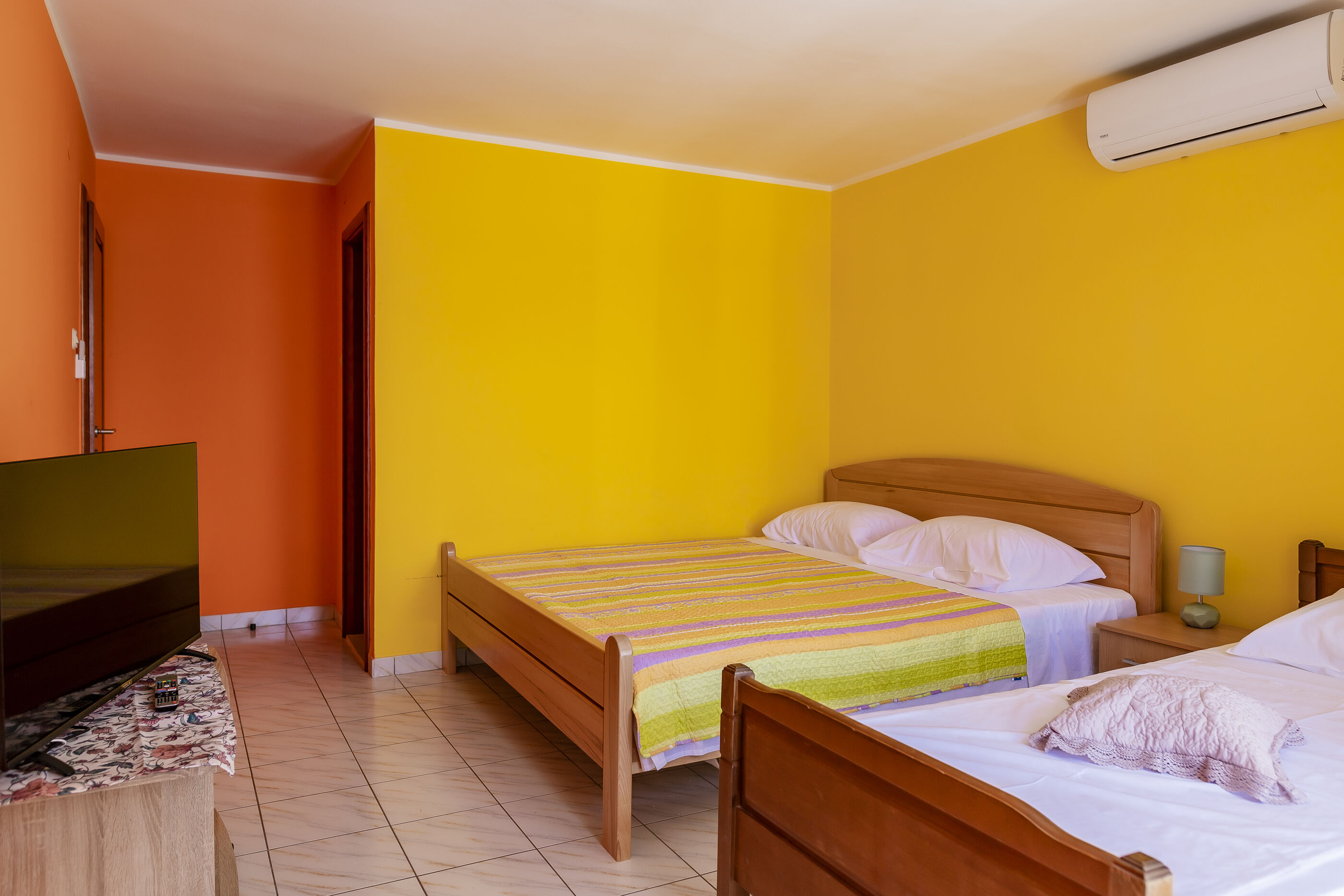 Apartments Apartments Mikulić 100511-A3