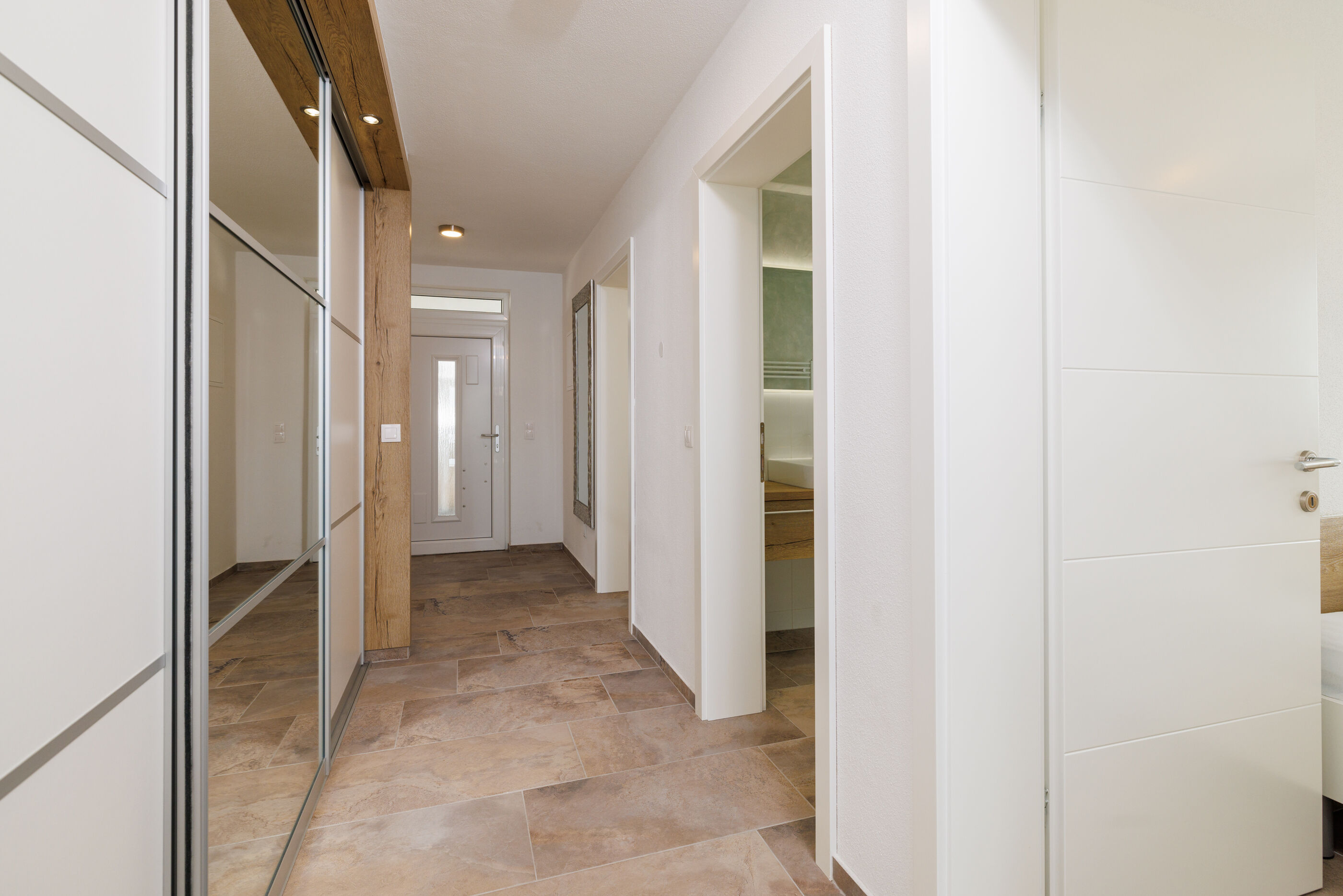 Apartment Panorama 62789-A3