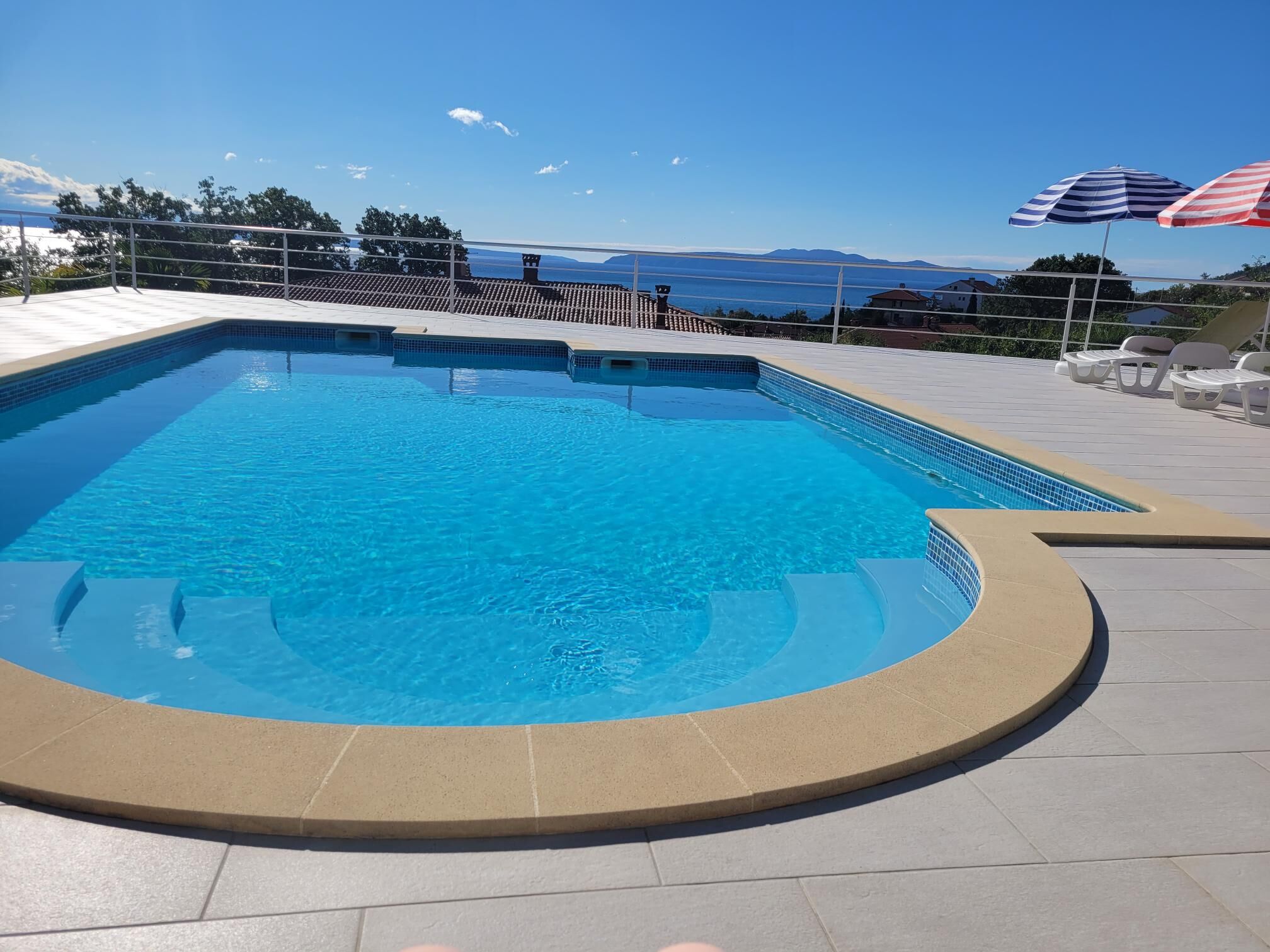 House Pool 100821-K1