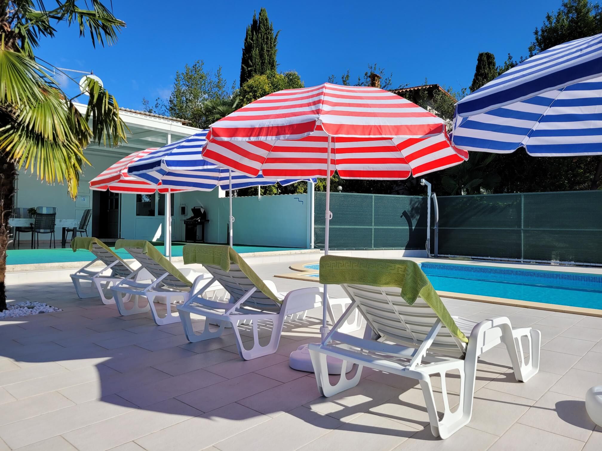 House Pool 100821-K1