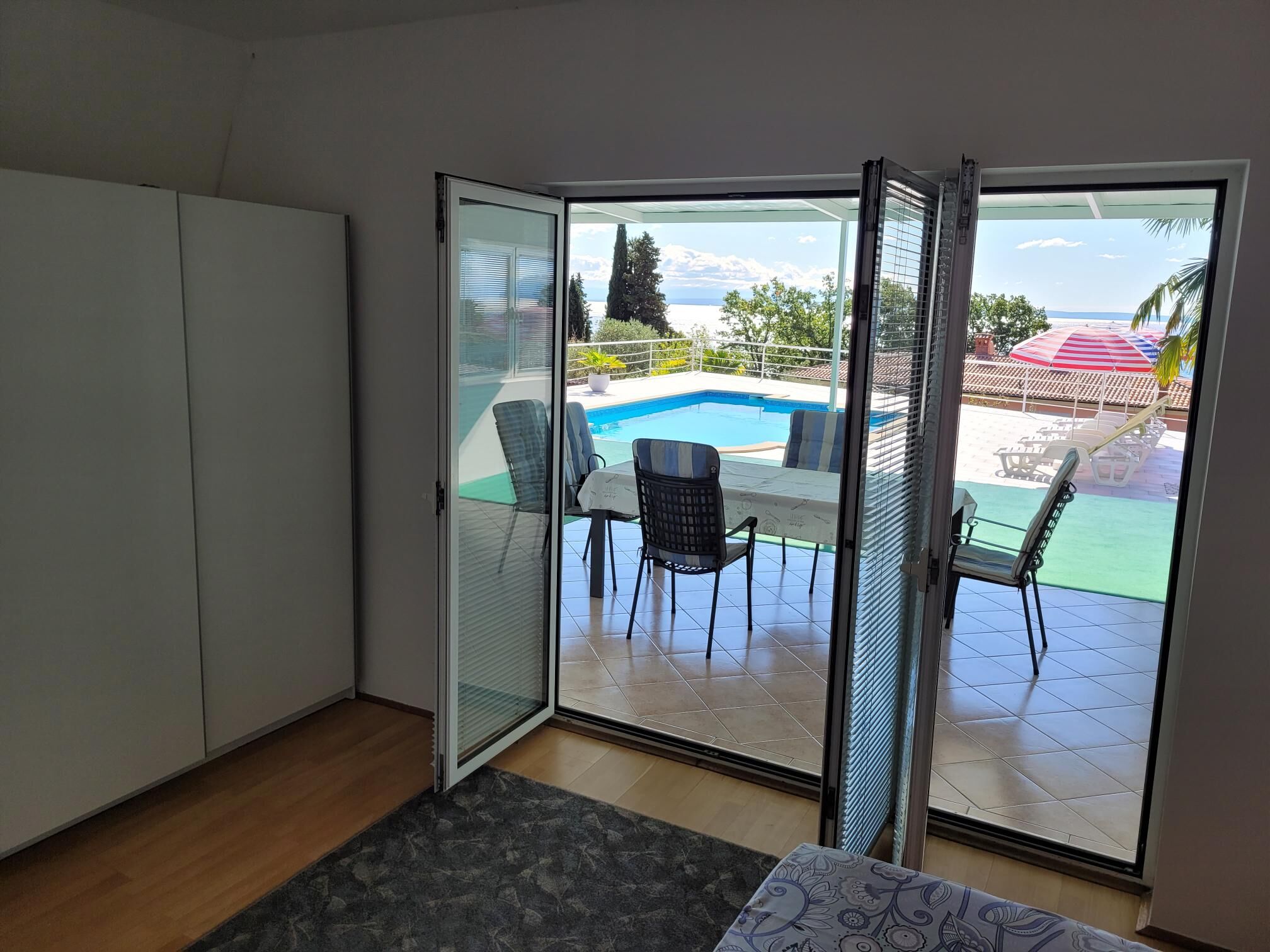 House Pool 100821-K1