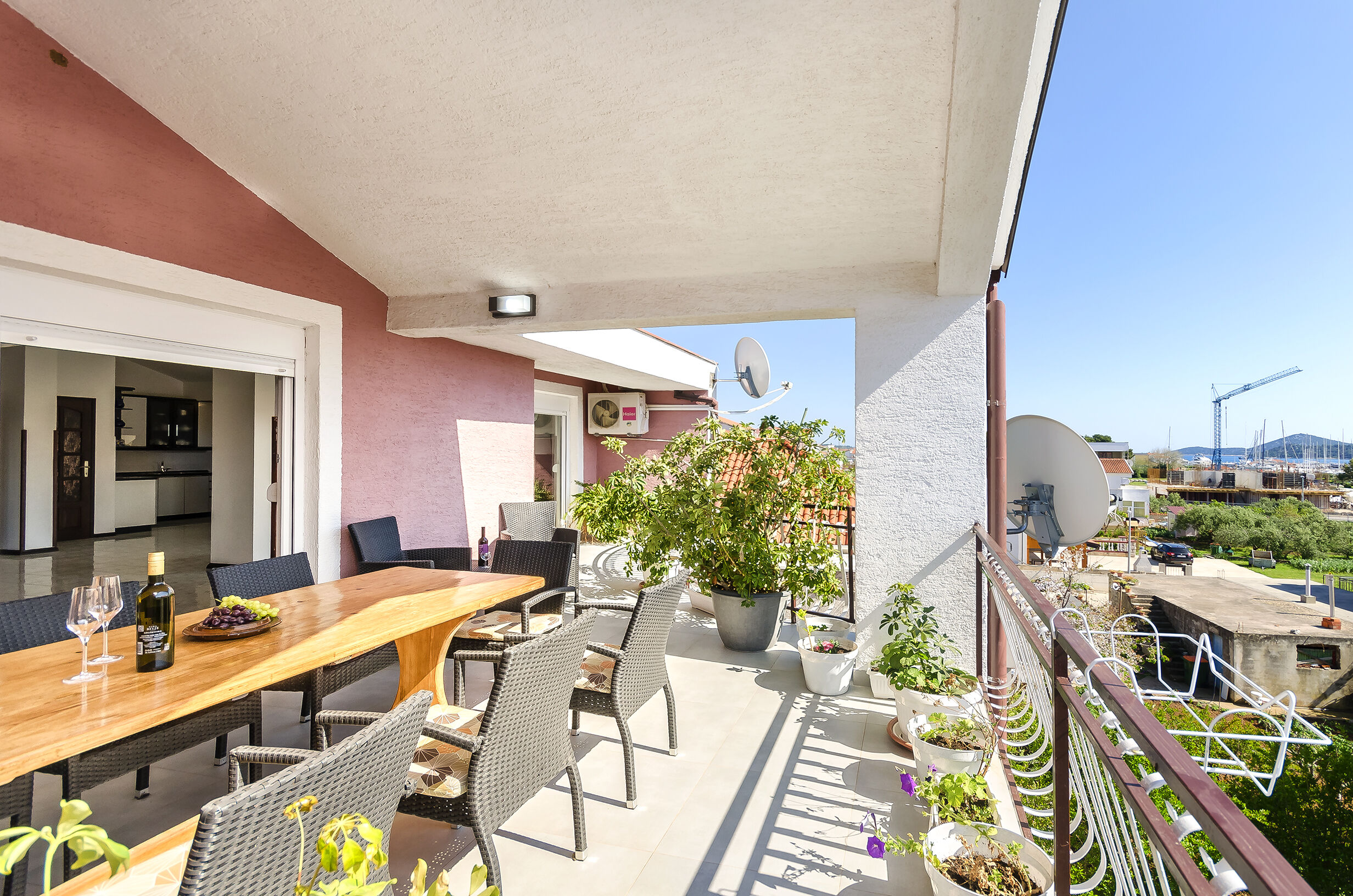 Apartments Peaceful port 100841-A1