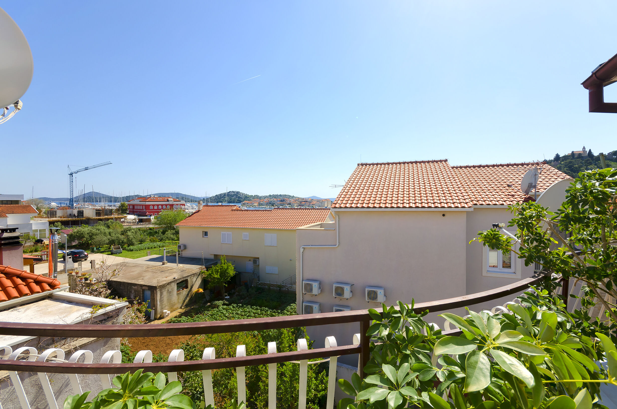 Apartments Peaceful port 100841-A1