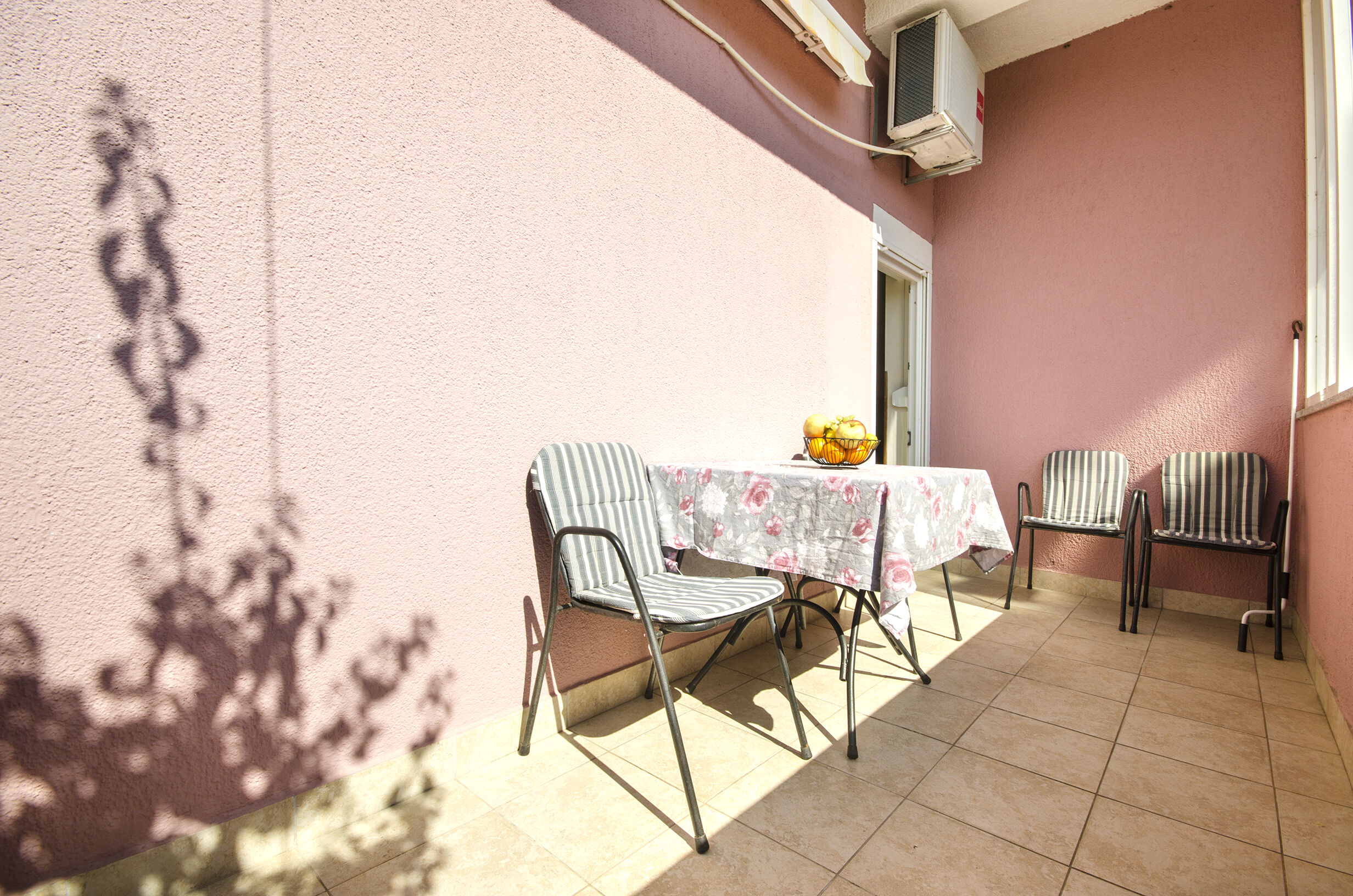 Apartments Peaceful port 100841-A2