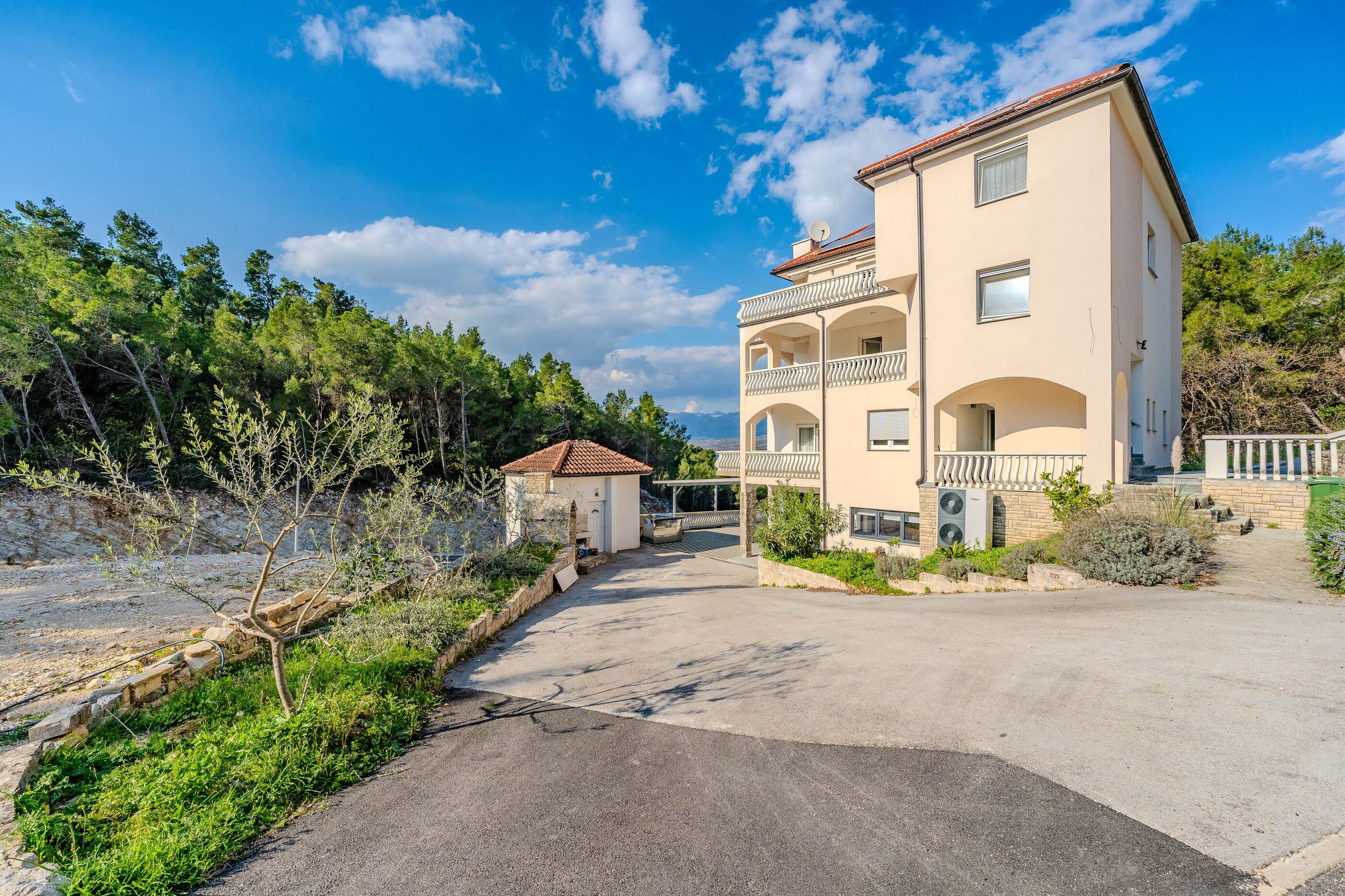 Apartments and Rooms STIPANOVI DVORI 100811-A8