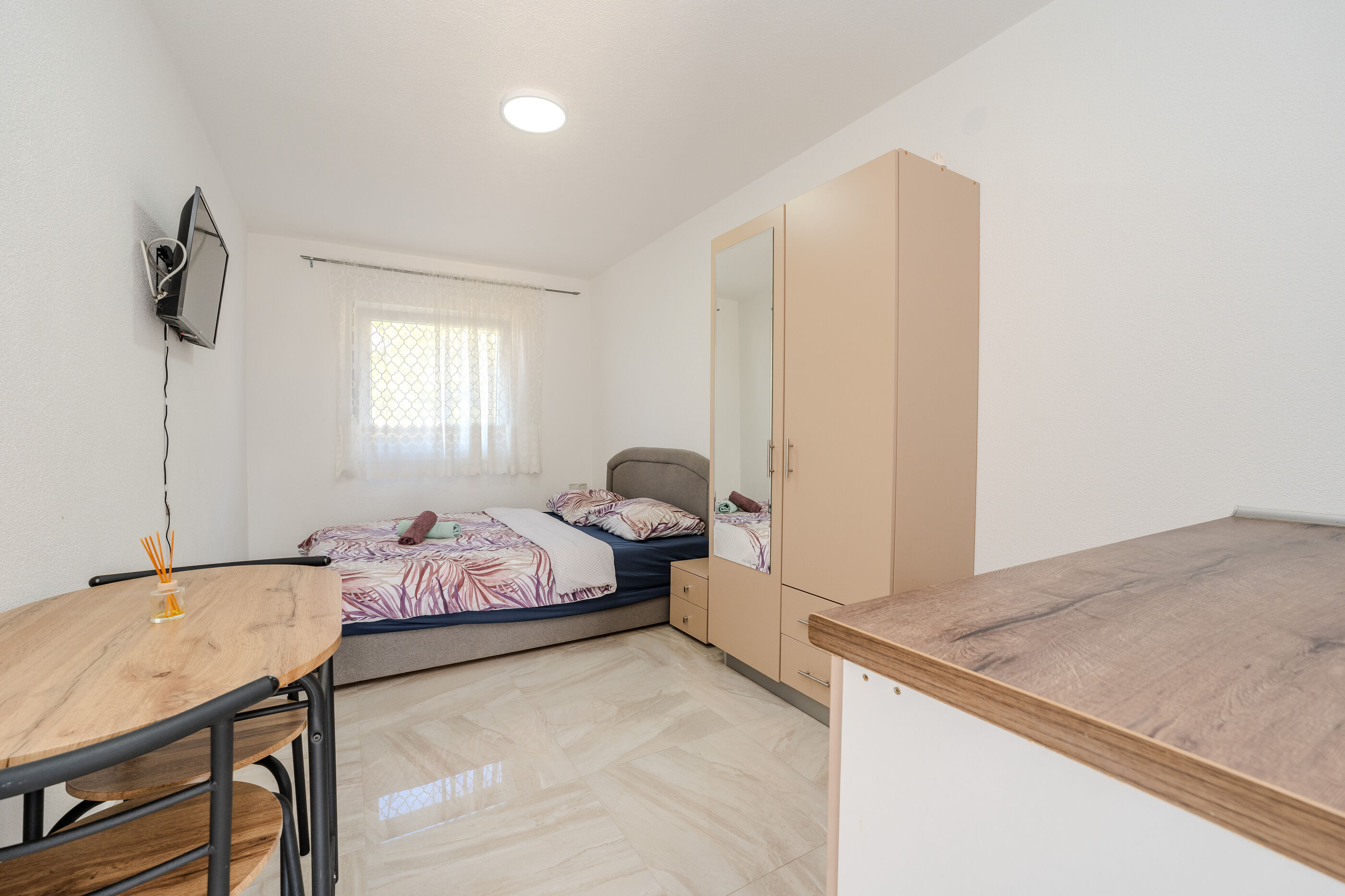 Apartments and Rooms STIPANOVI DVORI 100811-S2