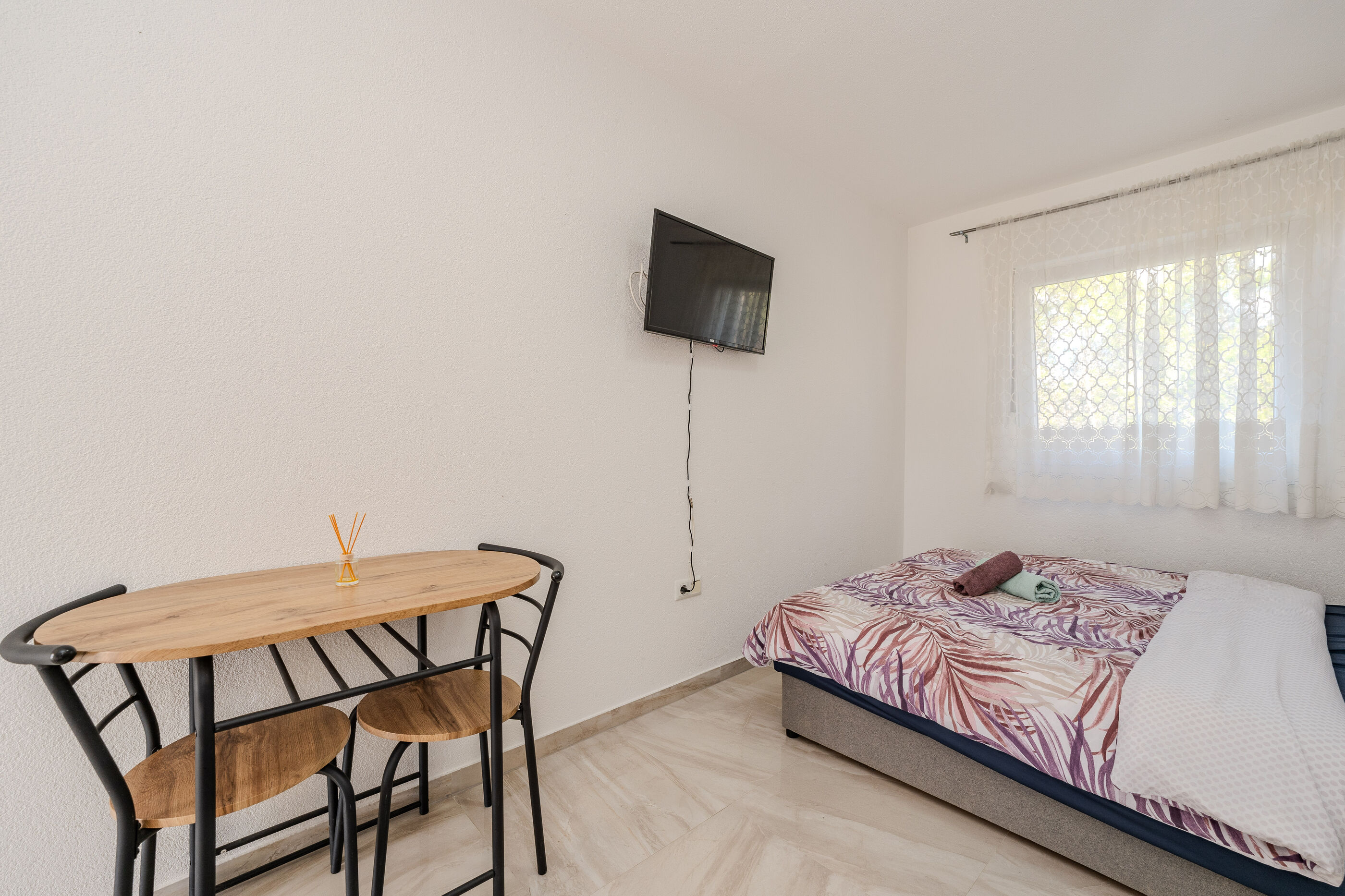 Apartments and Rooms STIPANOVI DVORI 100811-S2