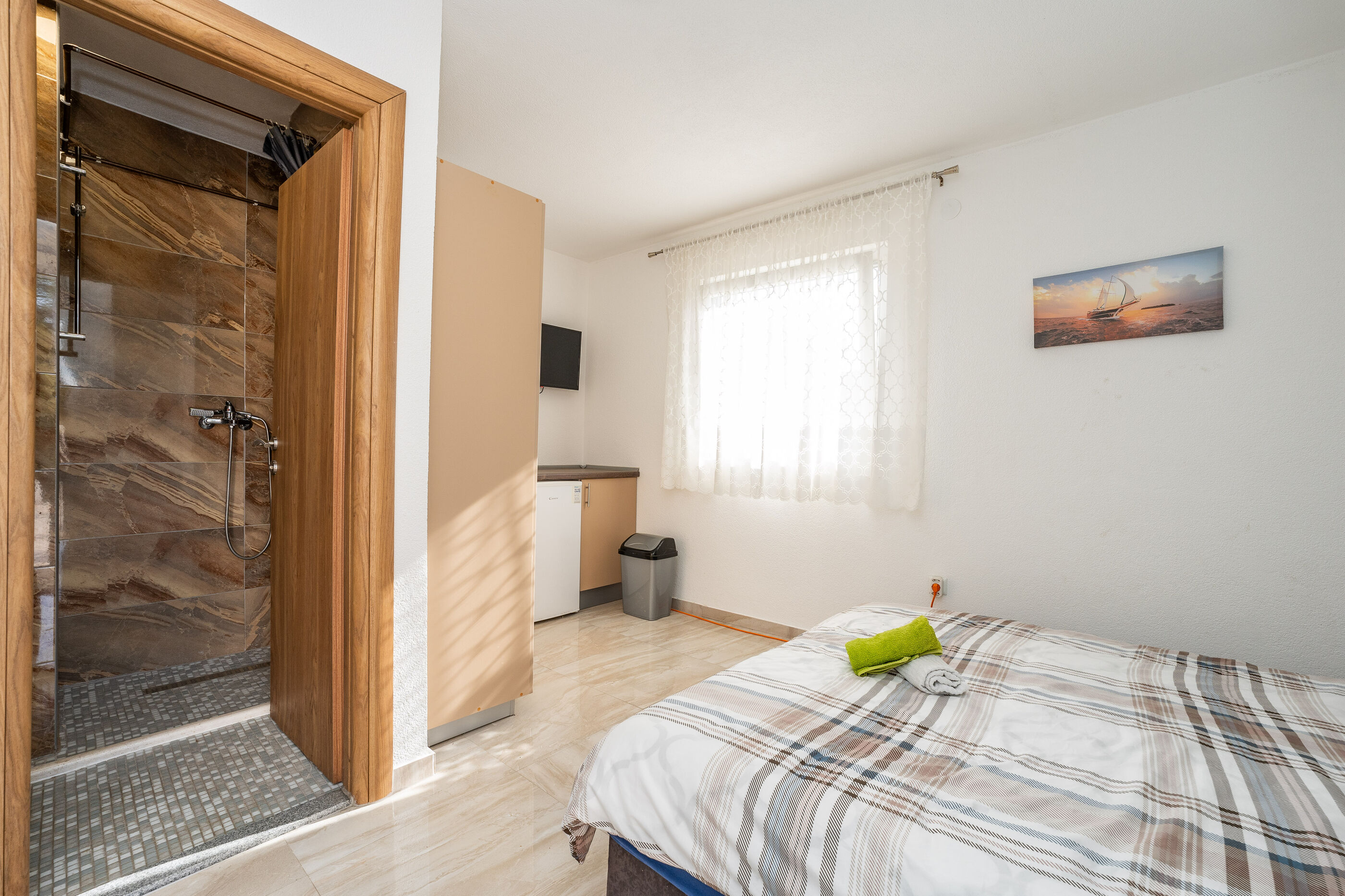 Apartments and Rooms STIPANOVI DVORI 100811-S5