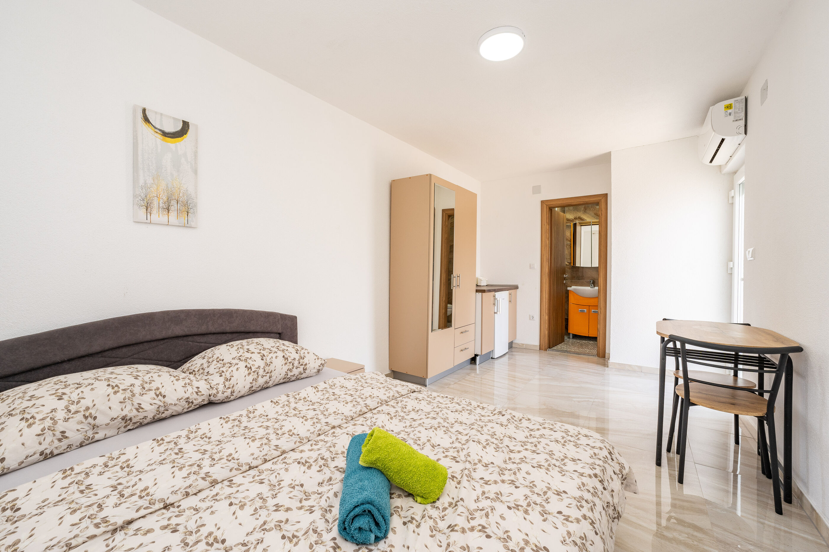 Apartments and Rooms STIPANOVI DVORI 100811-S7