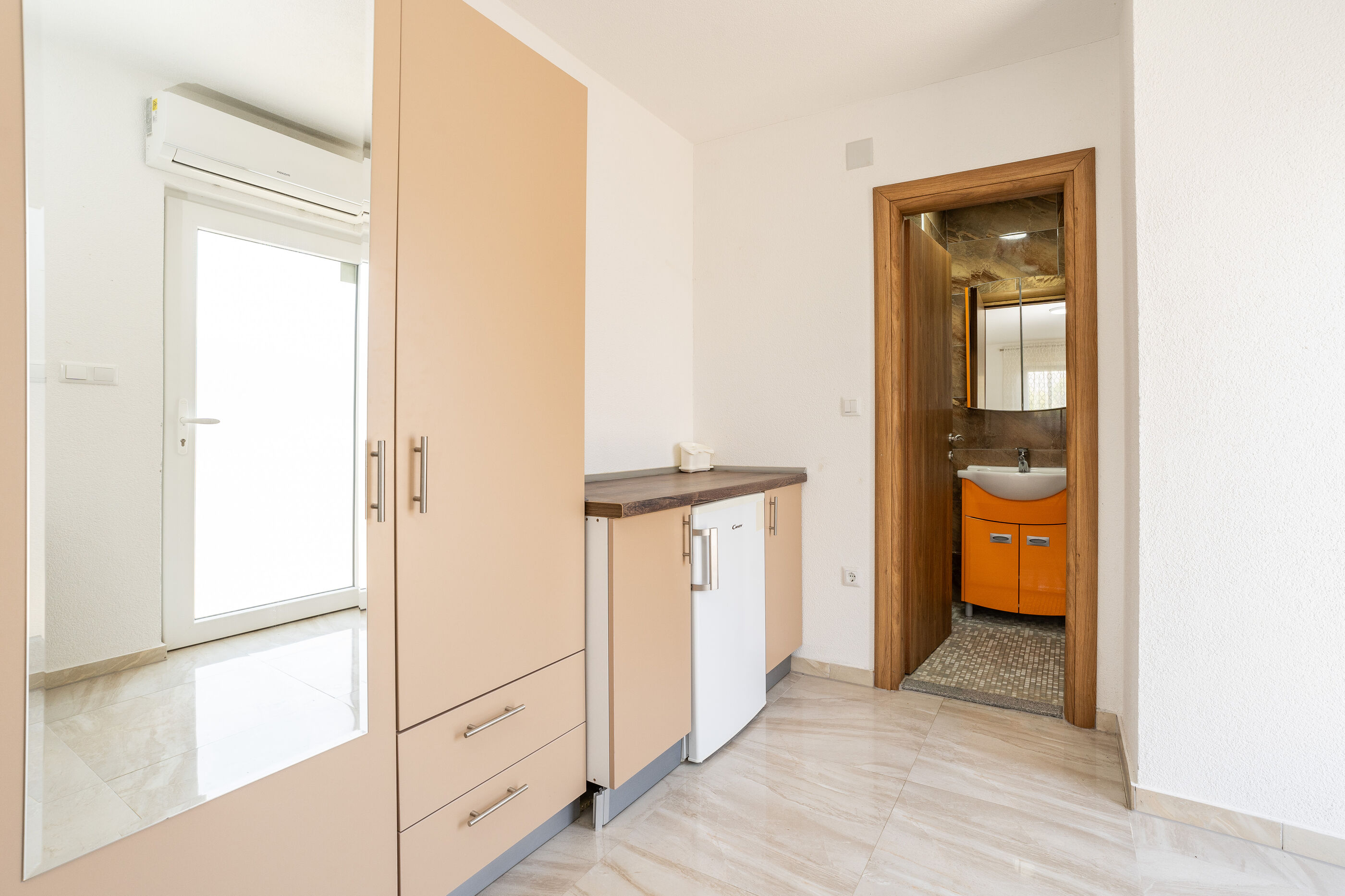 Apartments and Rooms STIPANOVI DVORI 100811-S7