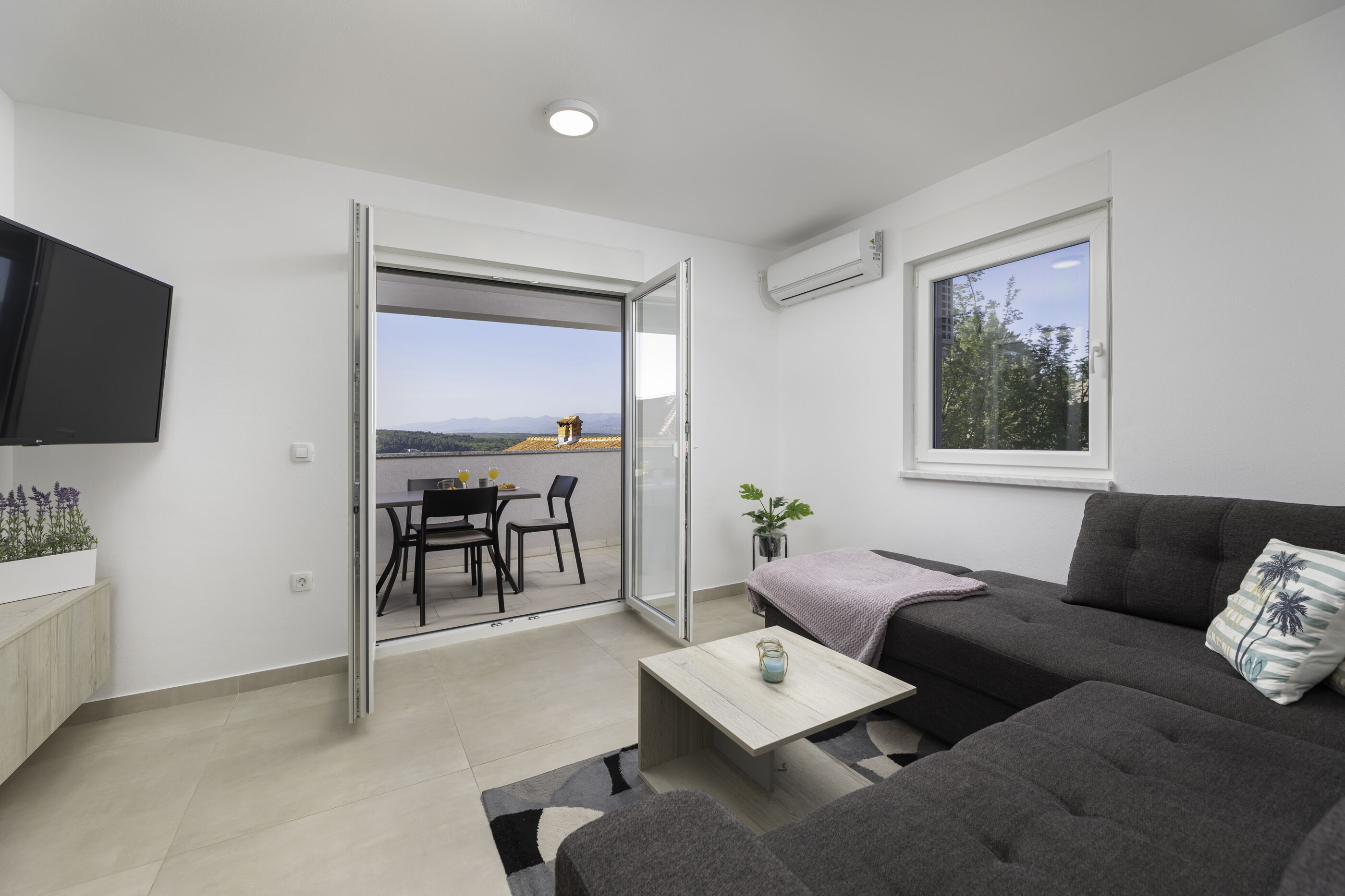 Apartment Grasa 10048-A1